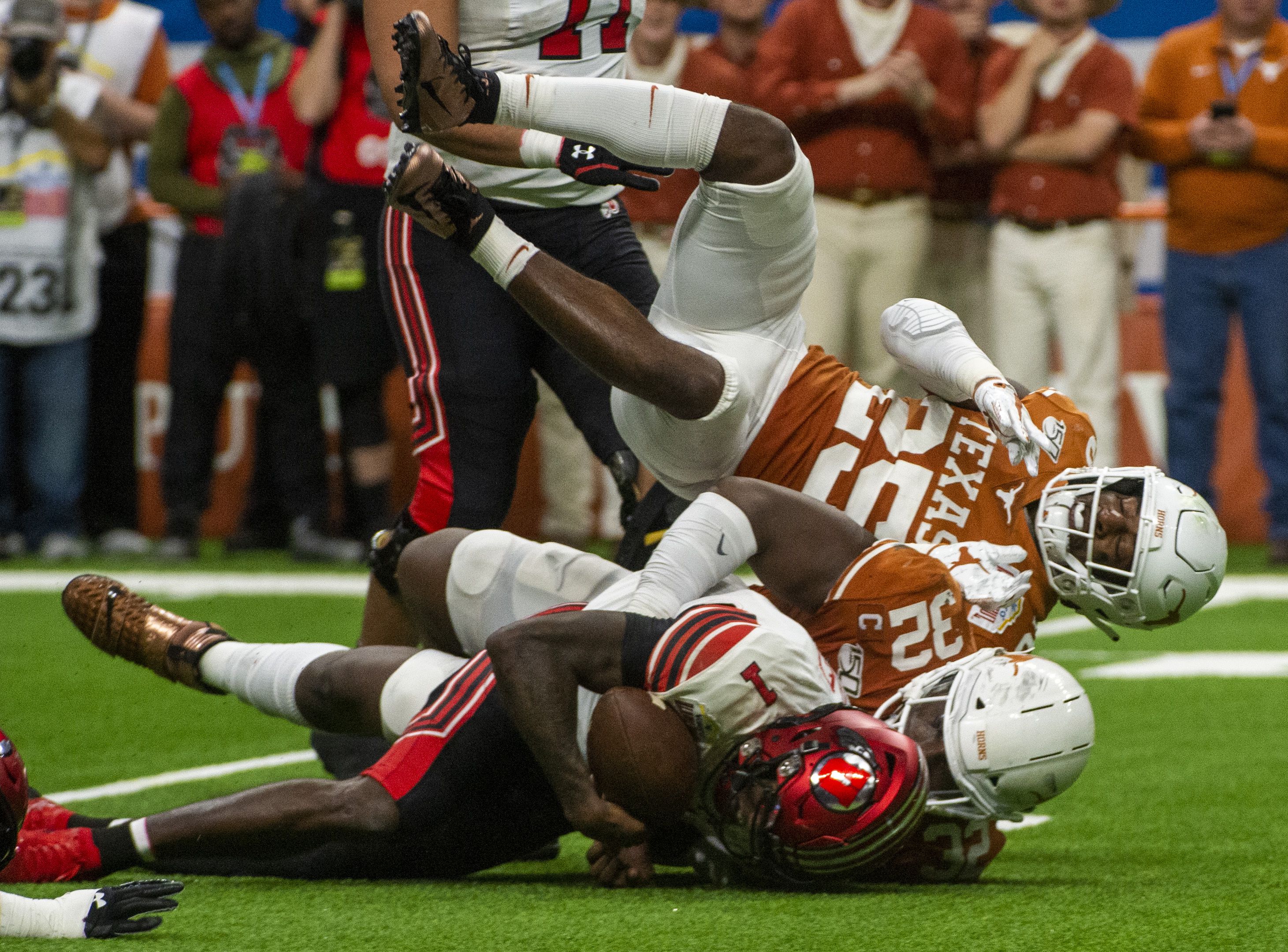 San Antonio: Flag and Tackle Football - Fun 4 Alamo Kids