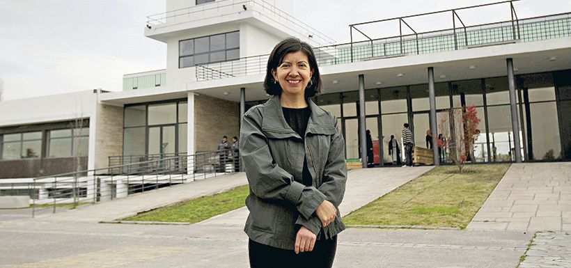 Beatriz Salinas Marambio  directora del Centro Nacional de Arte Contemporáneo Cerrillos