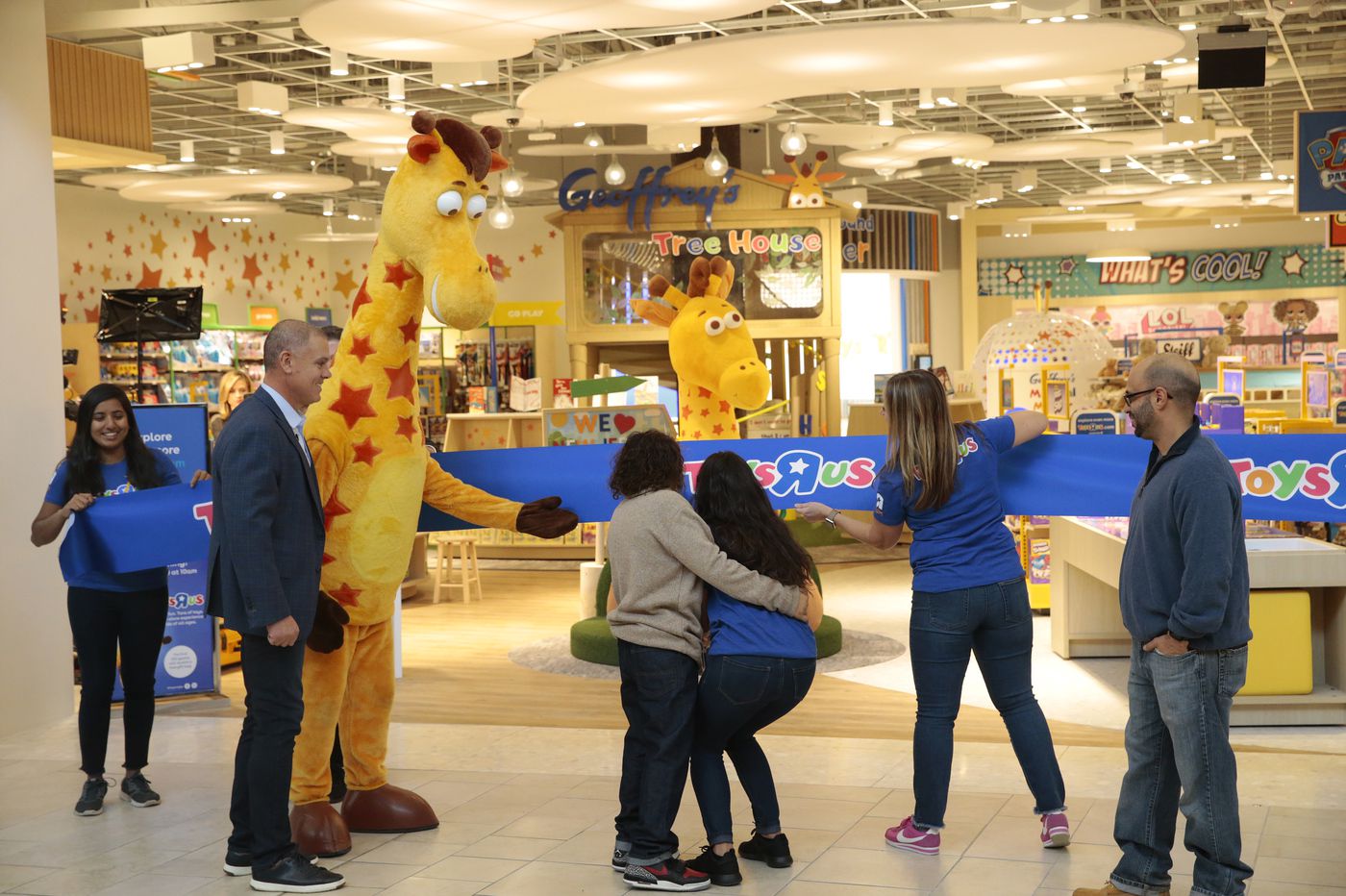 Toys R Us Is Back Store Opens In New Jersey Says Report Silive Com