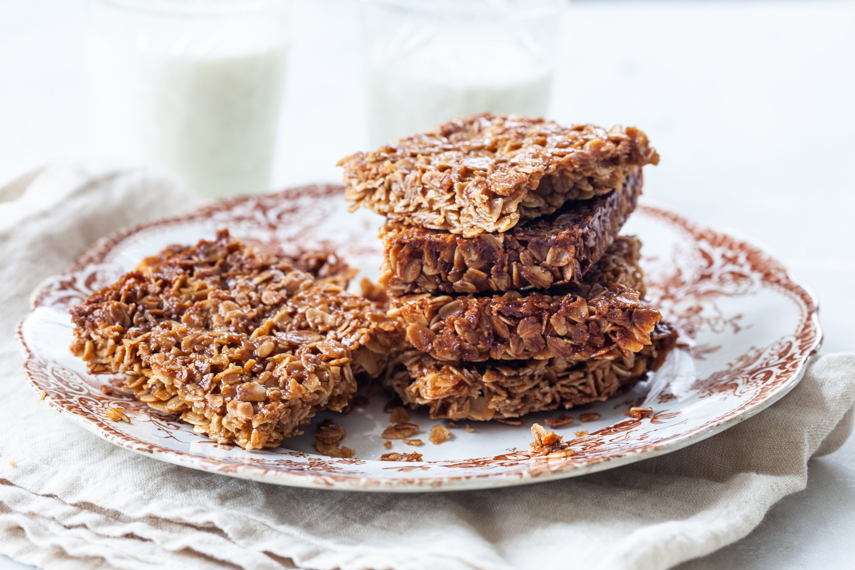 Recipe: British flapjacks (not related to American pancakes) are  exceptionally crunchy oat squares - The Boston Globe