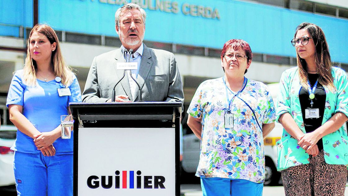 Alejandro Guillier visito hospital Metropolitano de Santiago