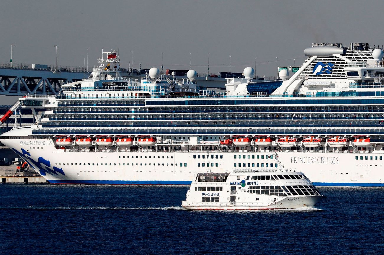 Crucero en Japón reporta casos de coronavirus (Reuters)