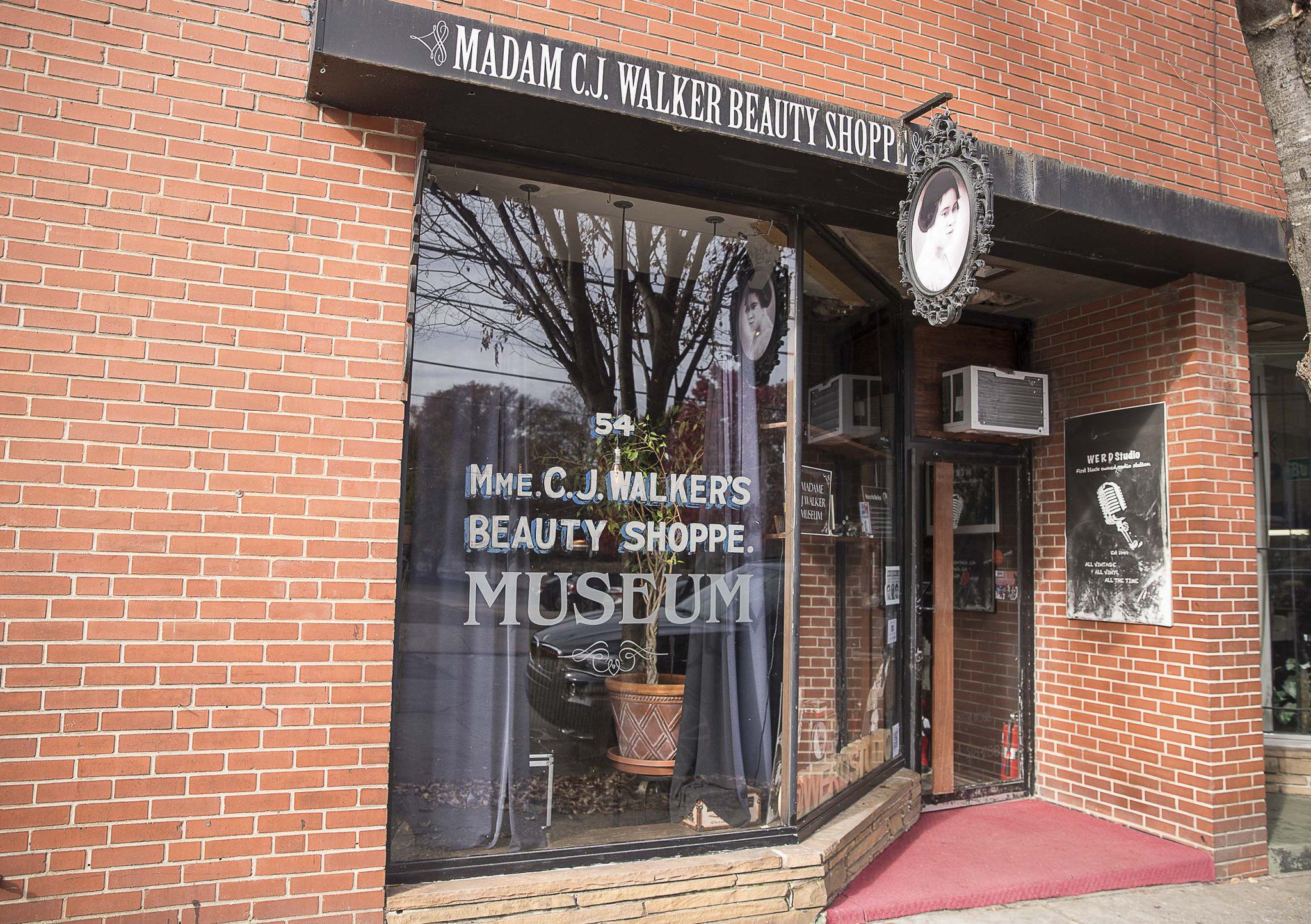 Madam C J Walker Museum In Atlanta The Story Behind It