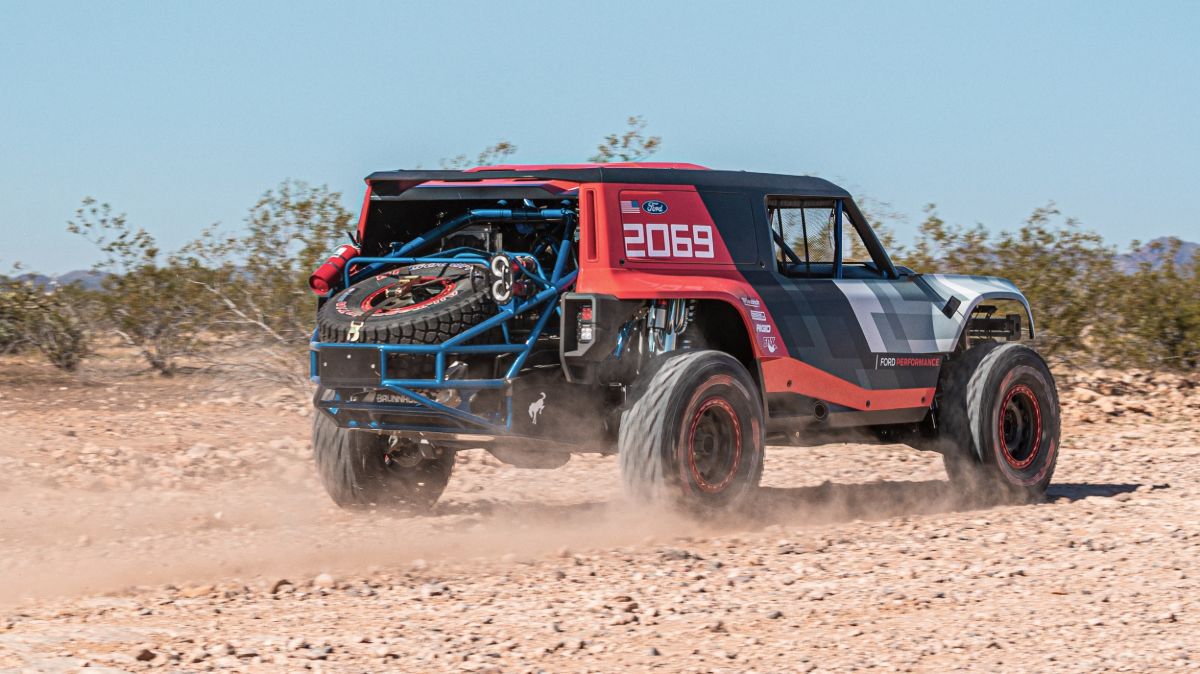 Ford-Bronco-R-Prototype-02.jpg