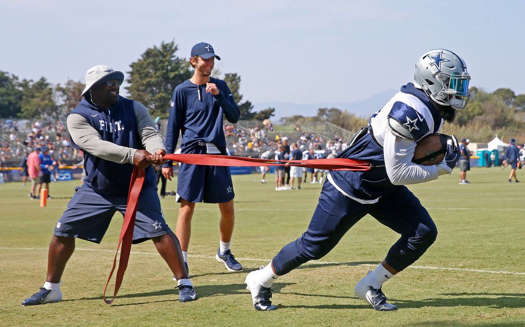 Ezekiel Elliott's lean, mean and 218 entering Cowboys' training camp -  Blogging The Boys