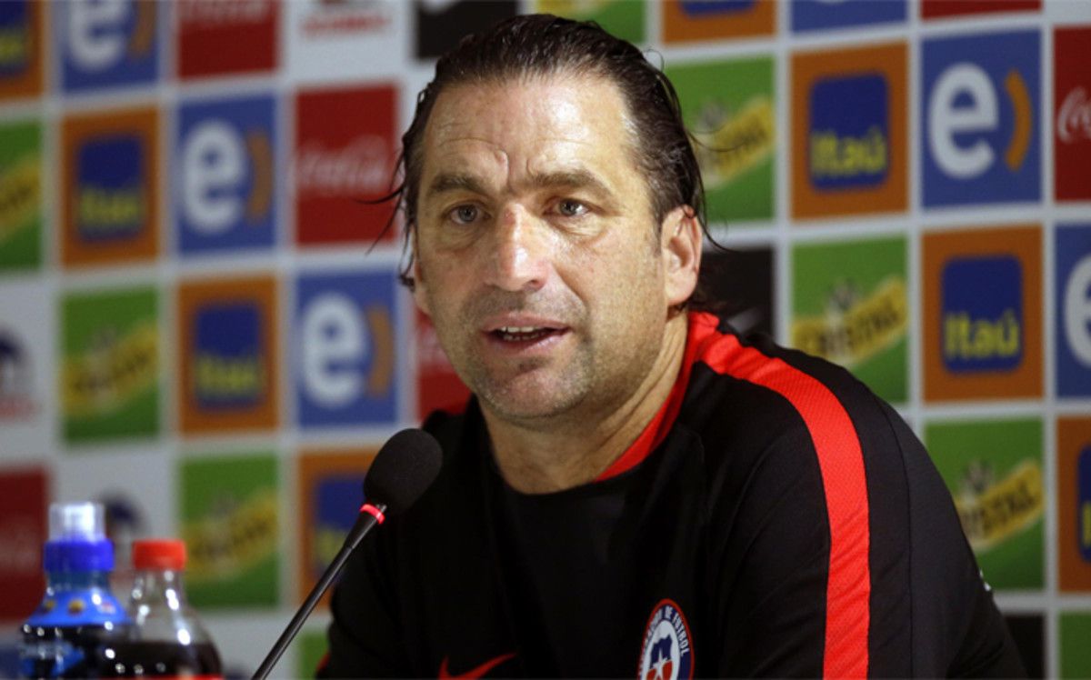 juan-antonio-pizzi-seleccionador-chile-1458758222937