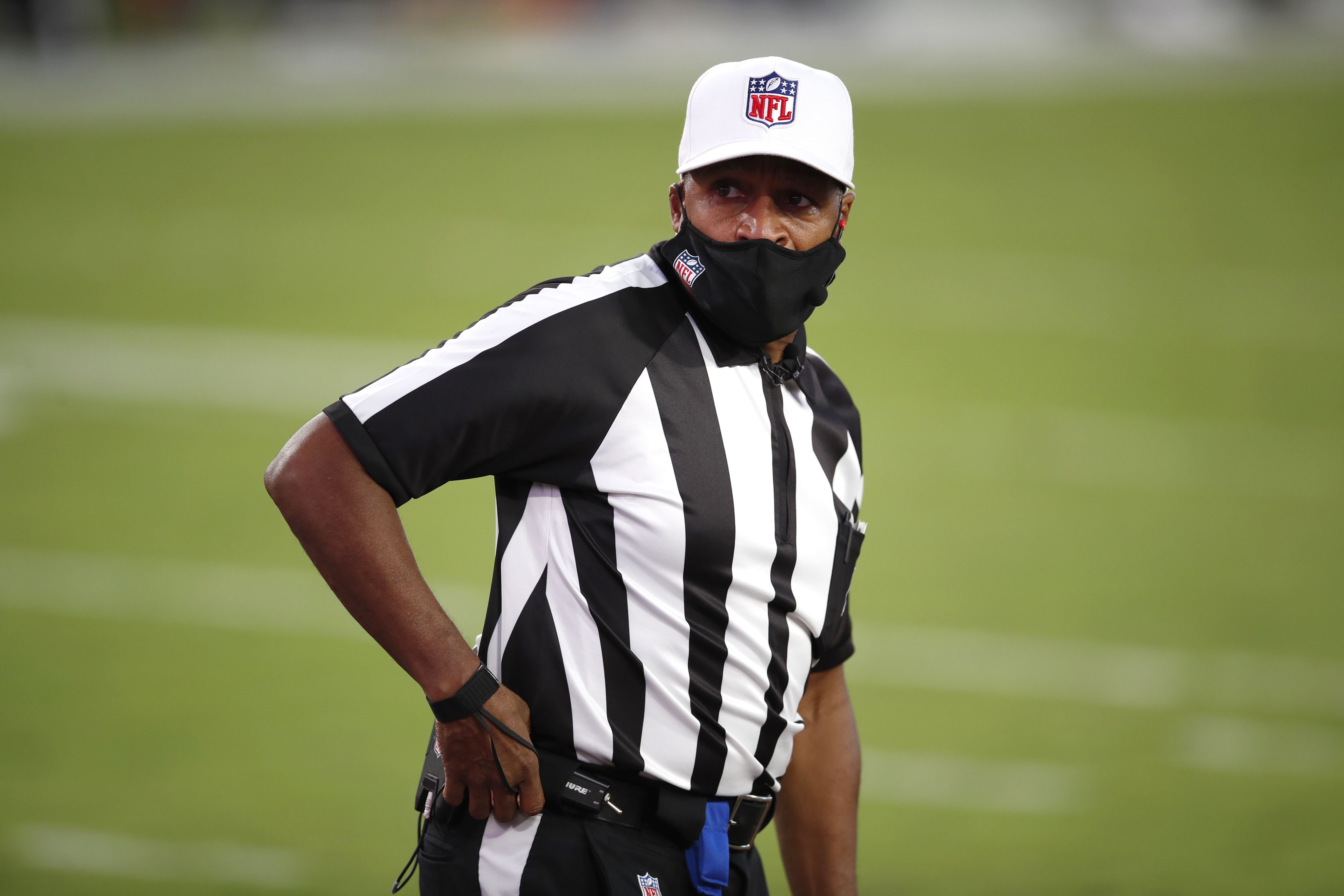 NFL's First All-Black Crew Officiated 'Monday Night Football' Game