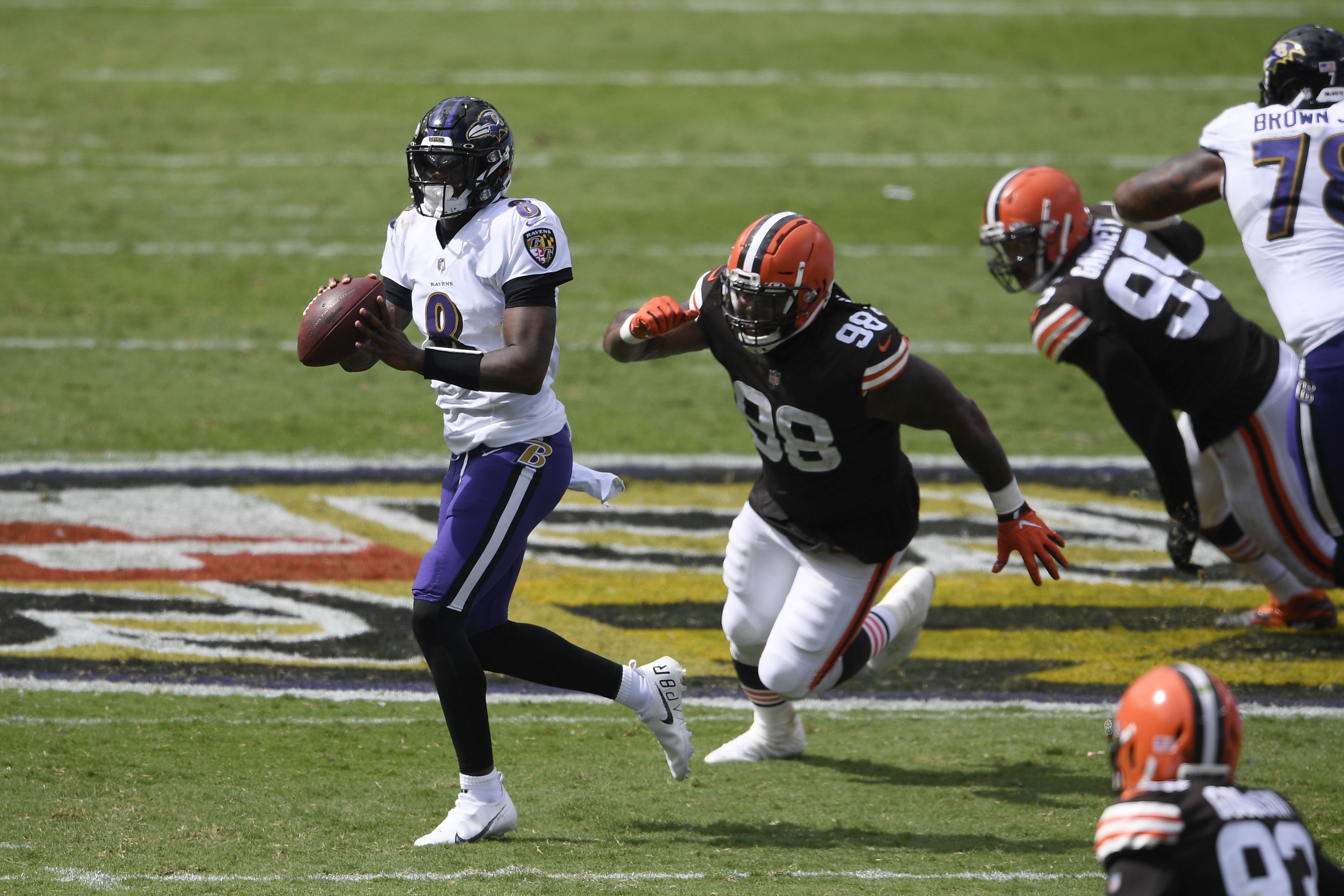 Baltimore Ravens bounce back vs. Bengals with offensive fireworks