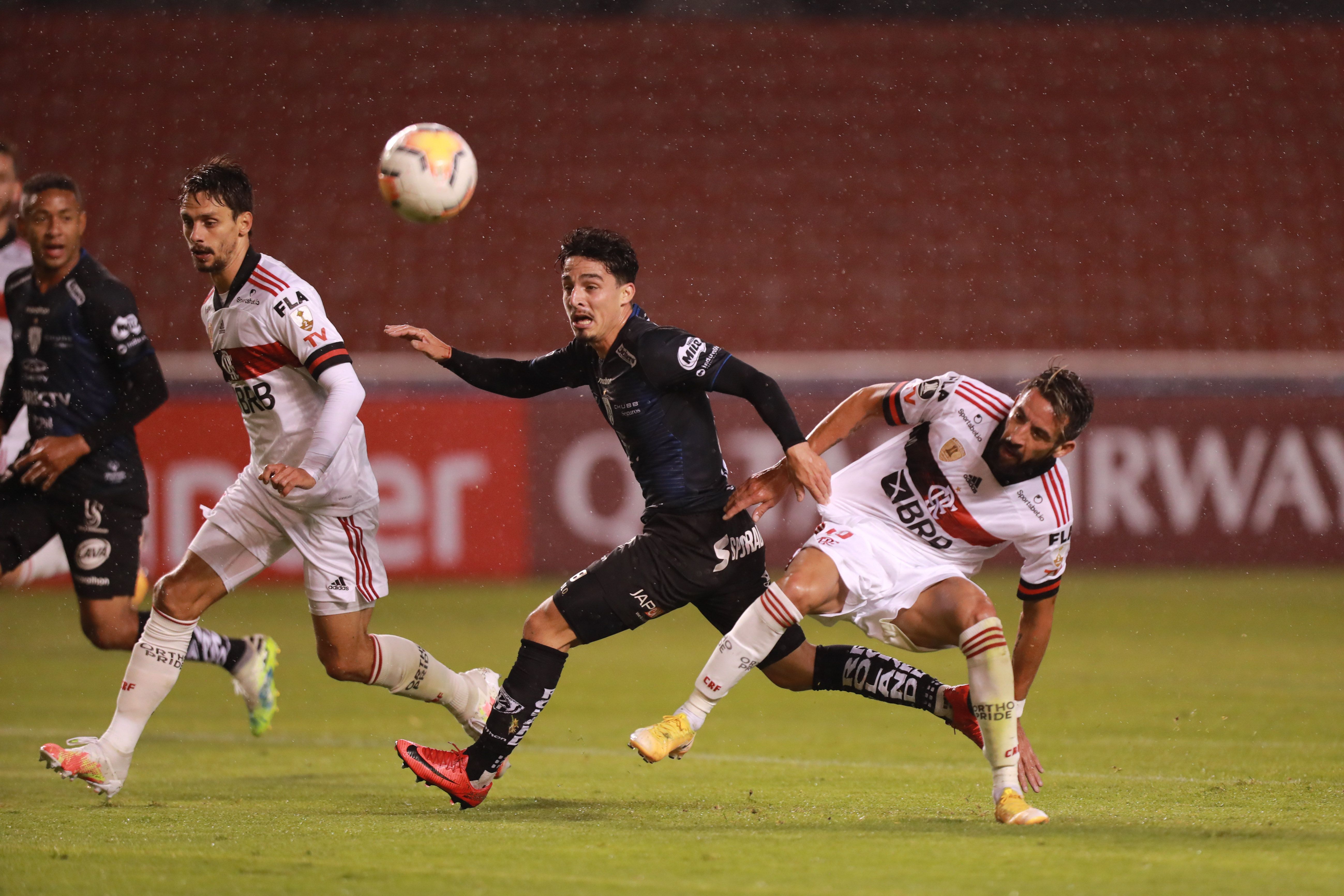 Mauricio Isla Flamengo