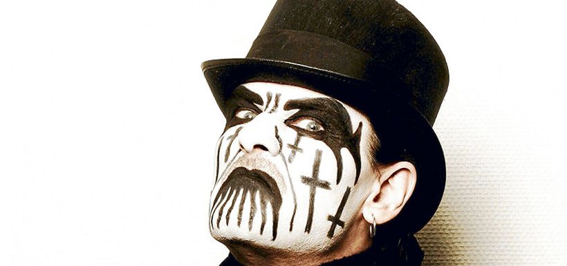 king_diamond_face_hat_image_makeup_1-39481430