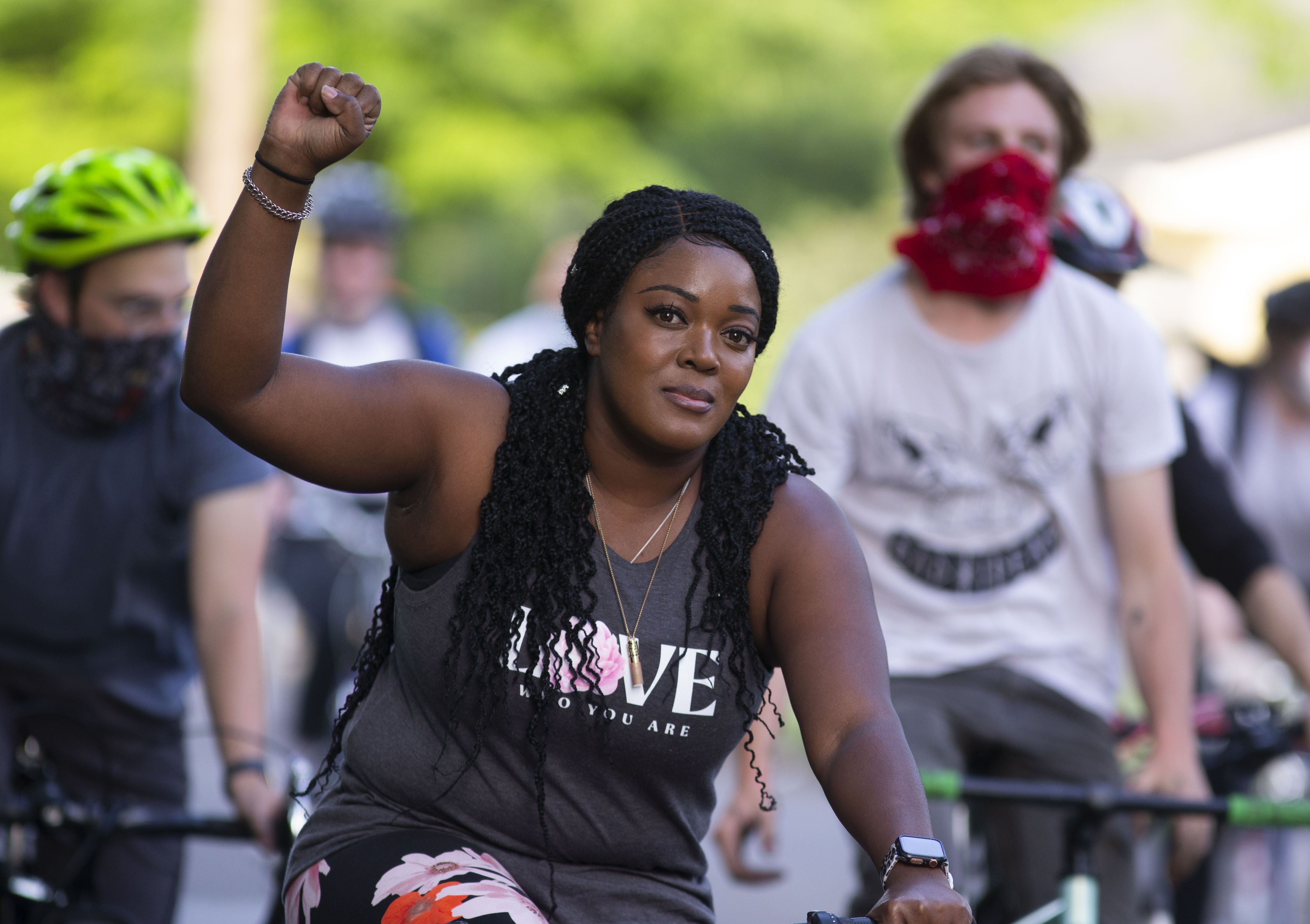 kølig Intervenere tredobbelt Black Girls Do Bike hosts 'Let's Ride' bike ride for racial justice in  Northeast Portland - oregonlive.com