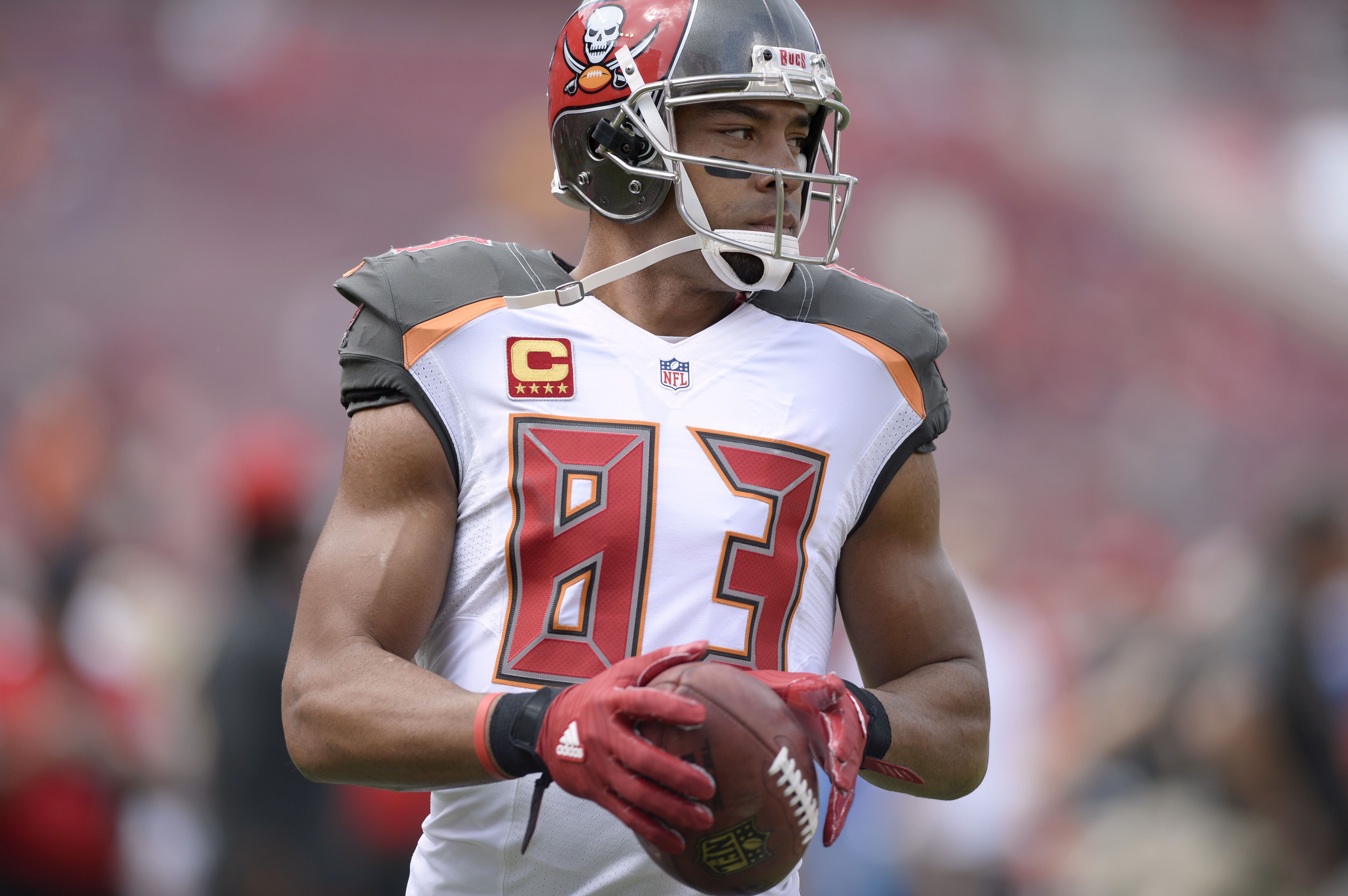 Former NFL receiver Vincent Jackson found dead in hotel room