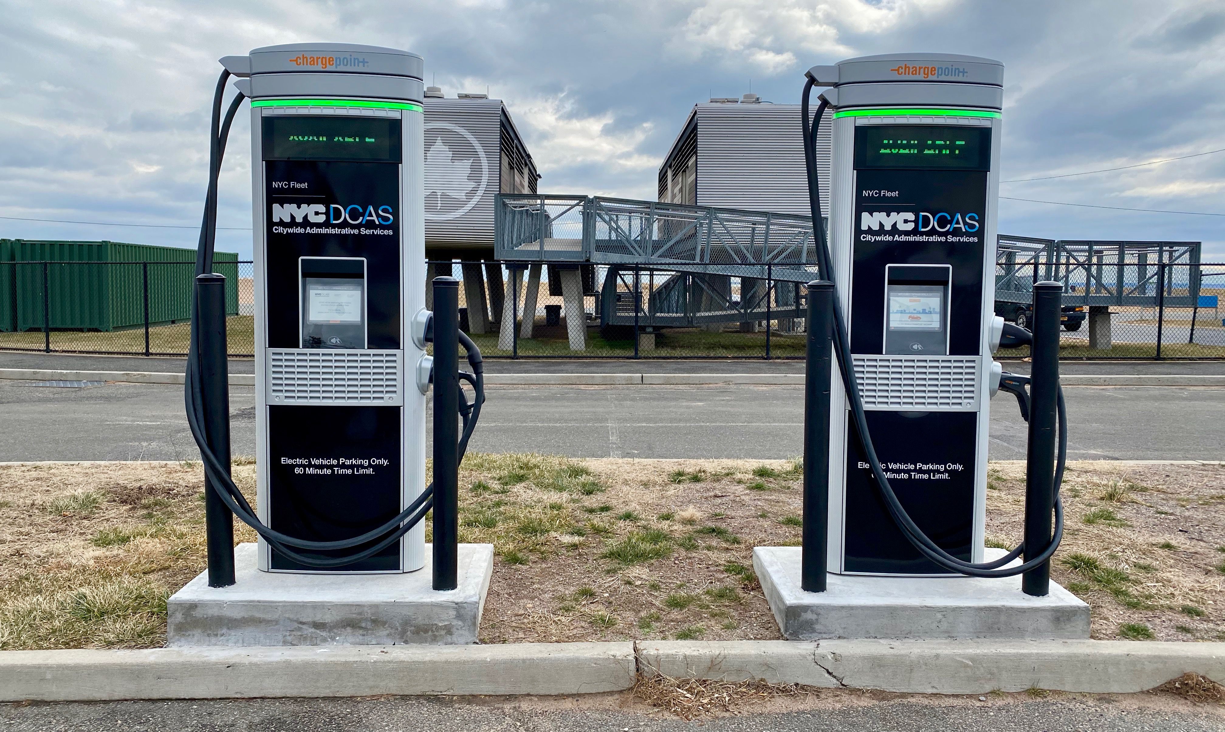Public electric vehicle charging stations installed on Staten