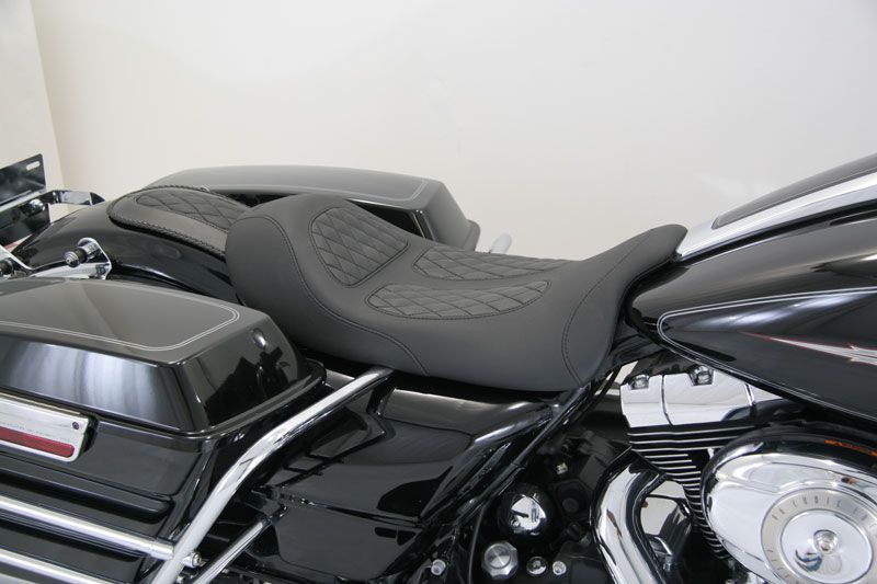 Mustang Seats Introduces Perewitz Signature Seats | Motorcycle Cruiser