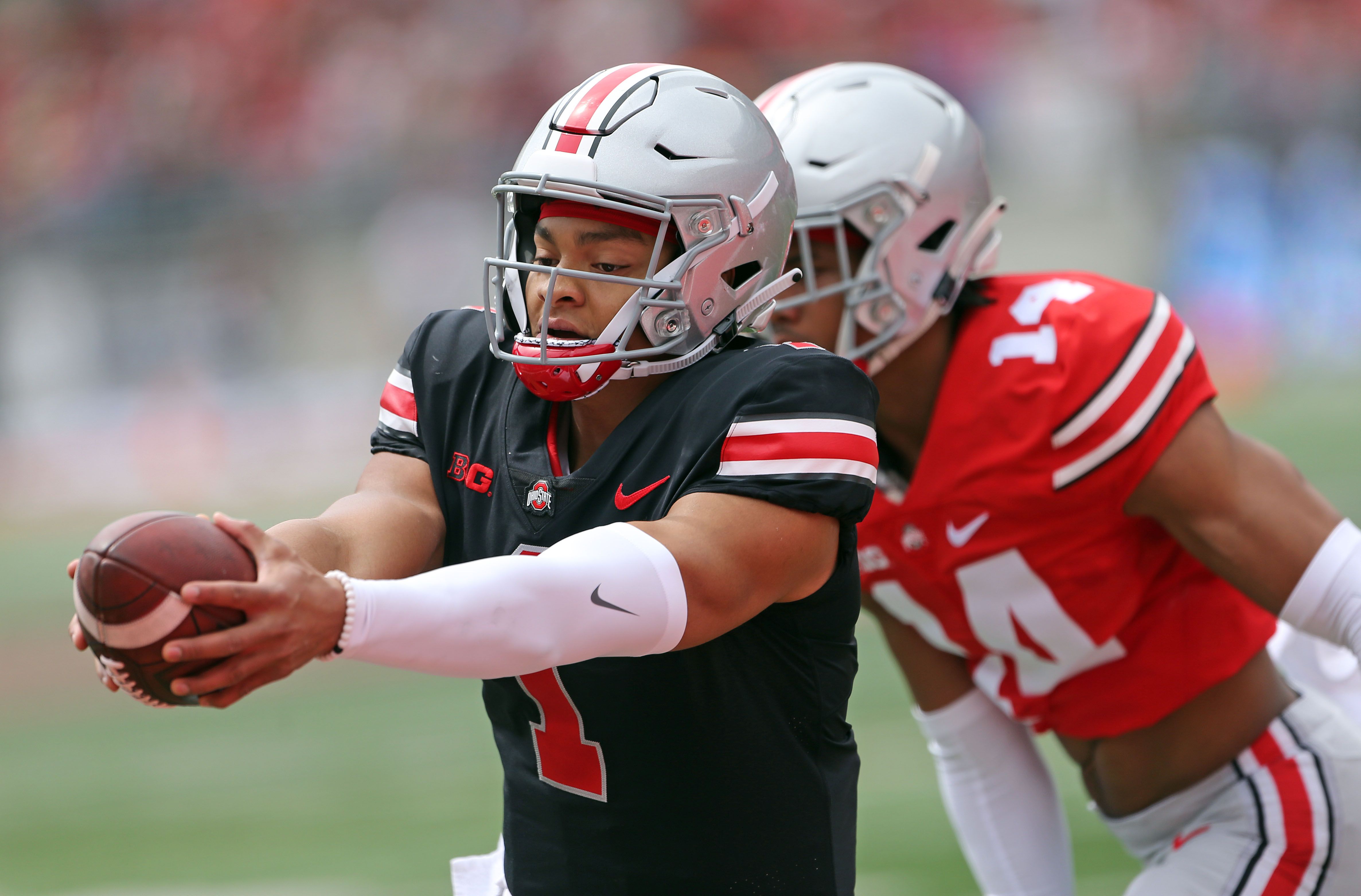 Ohio State quarterback Justin Fields' 40-yard dash time would've been best  in the NFL Combine for QBs 