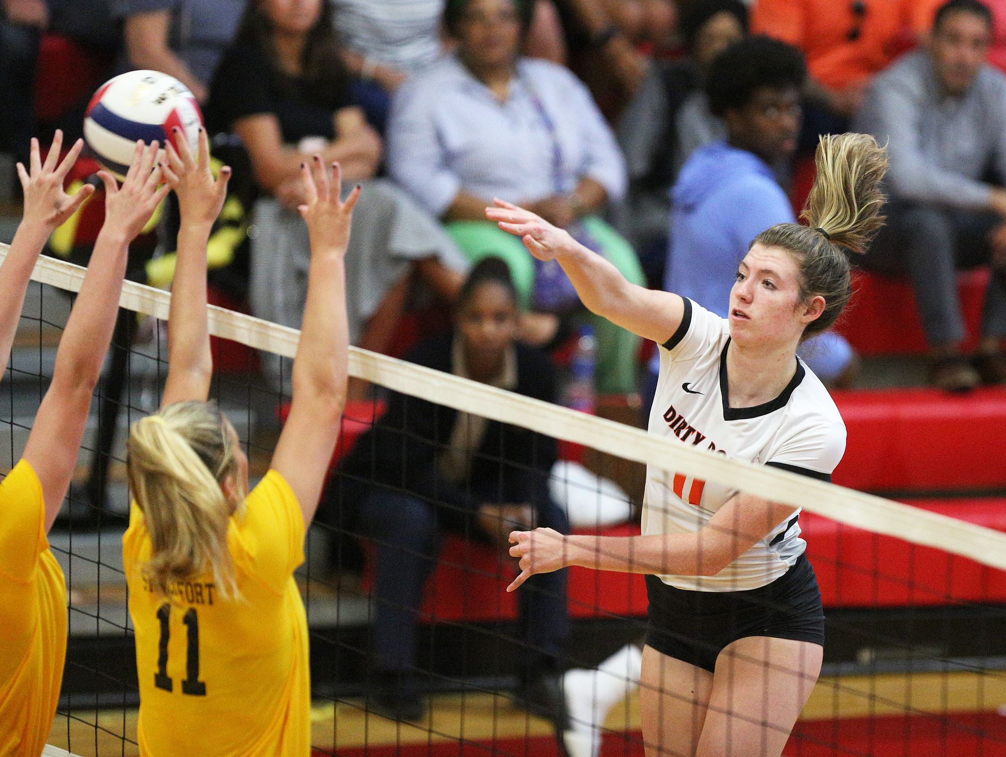 HS Volleyball update: Montgomery Academy wins tournament, coach Julie  Gordon earns career win No. 1,400 - al.com