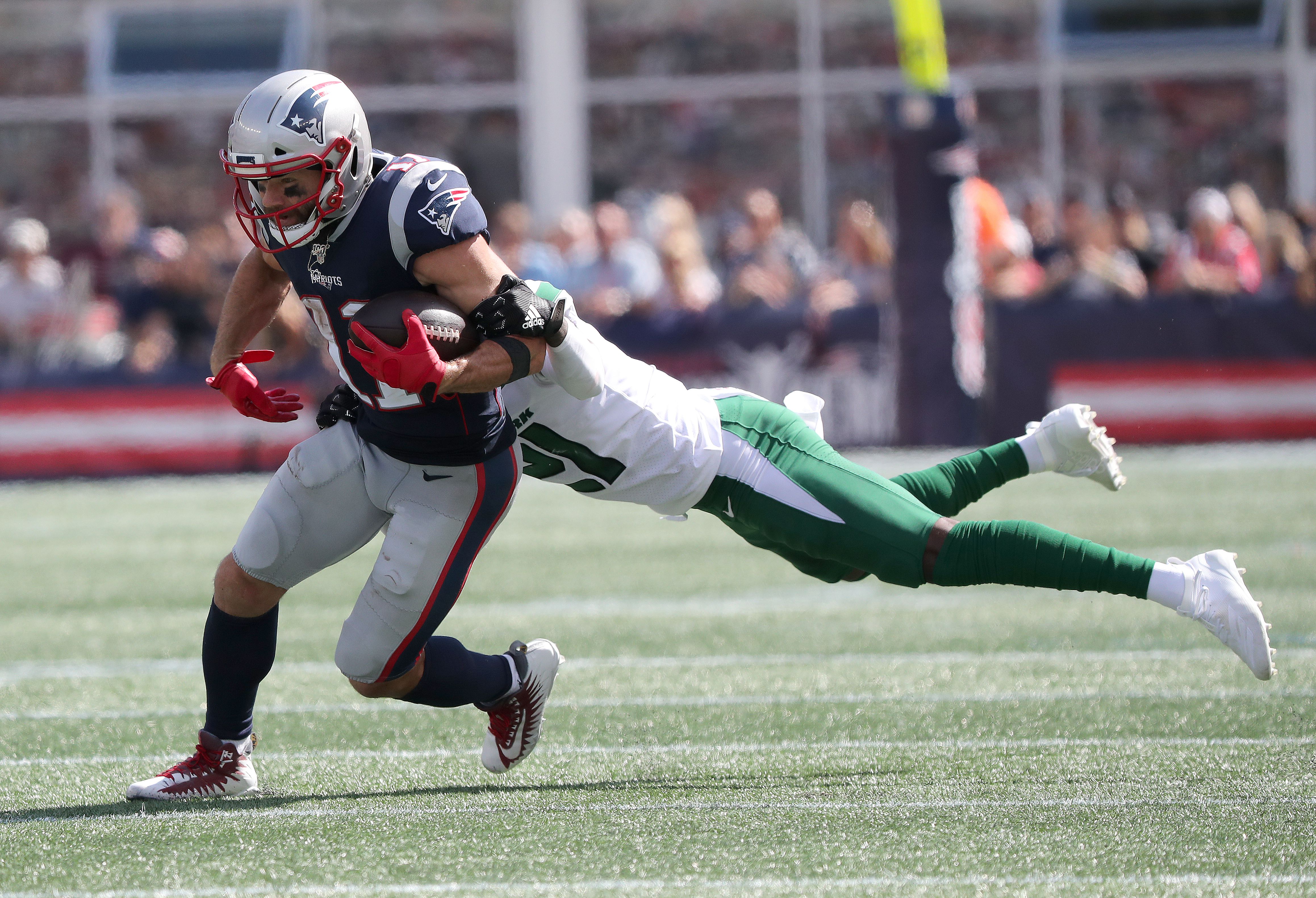 Report: Patriots' Edelman (thumb) to miss about three weeks