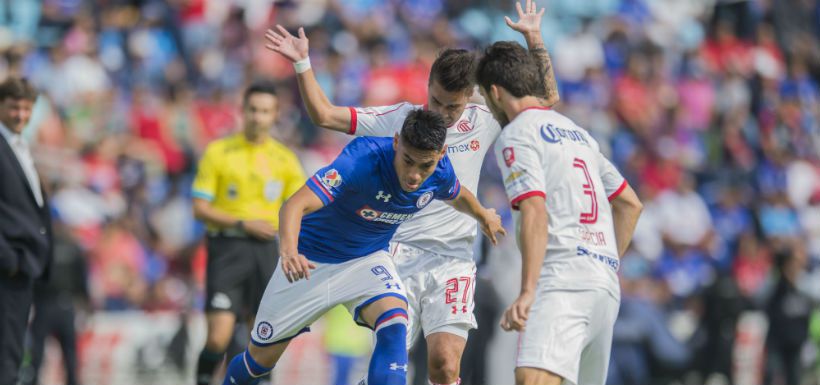 mora-cruz-azul