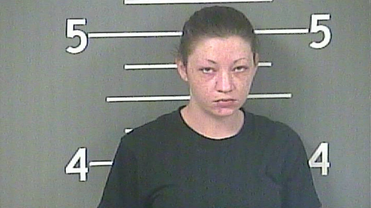 Deputies: Kentucky pharmacy employee steals 5,000 pills to trade for nudes