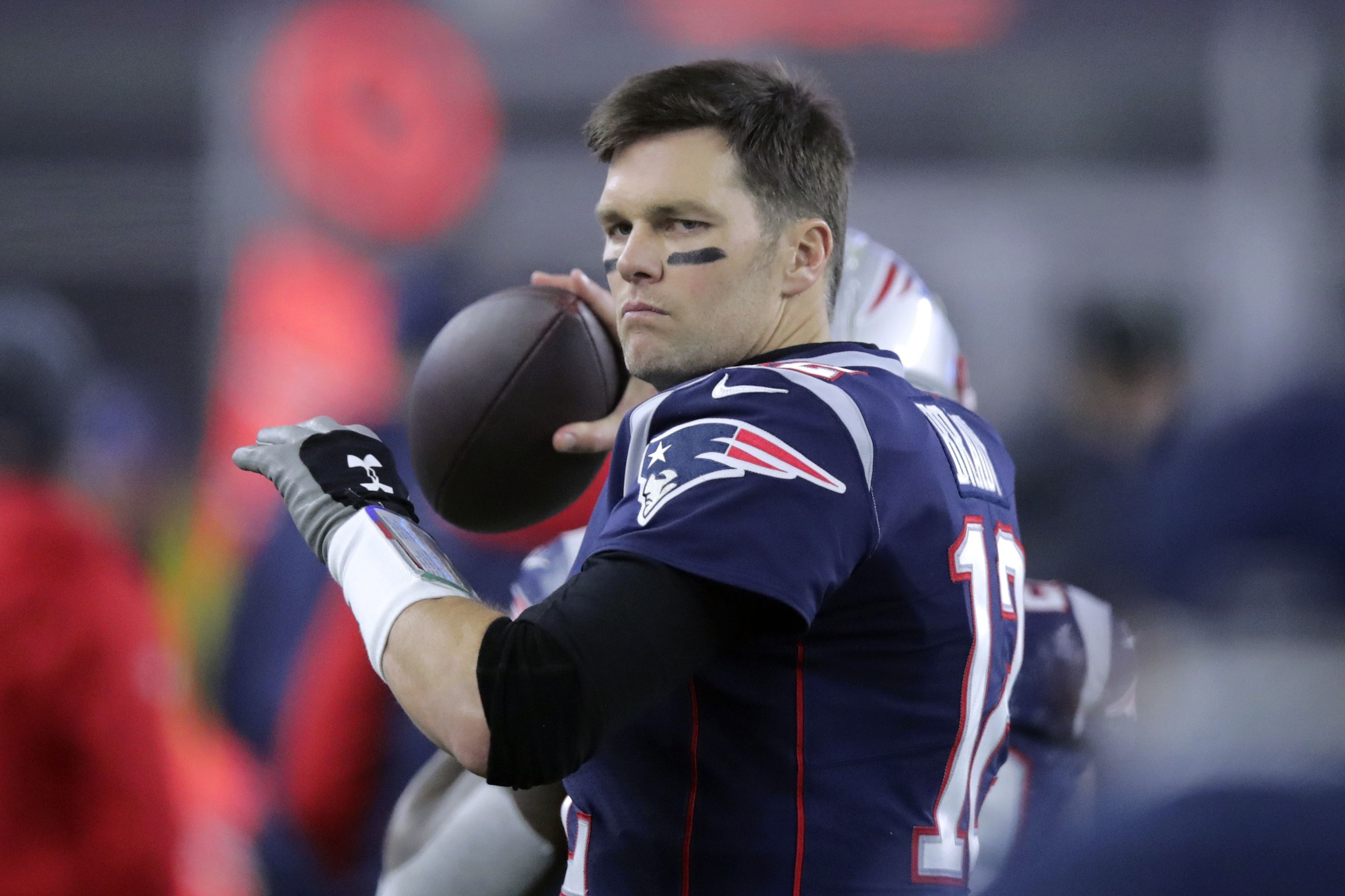 Tom Brady set to sign with Buccaneers over Chargers - Los Angeles