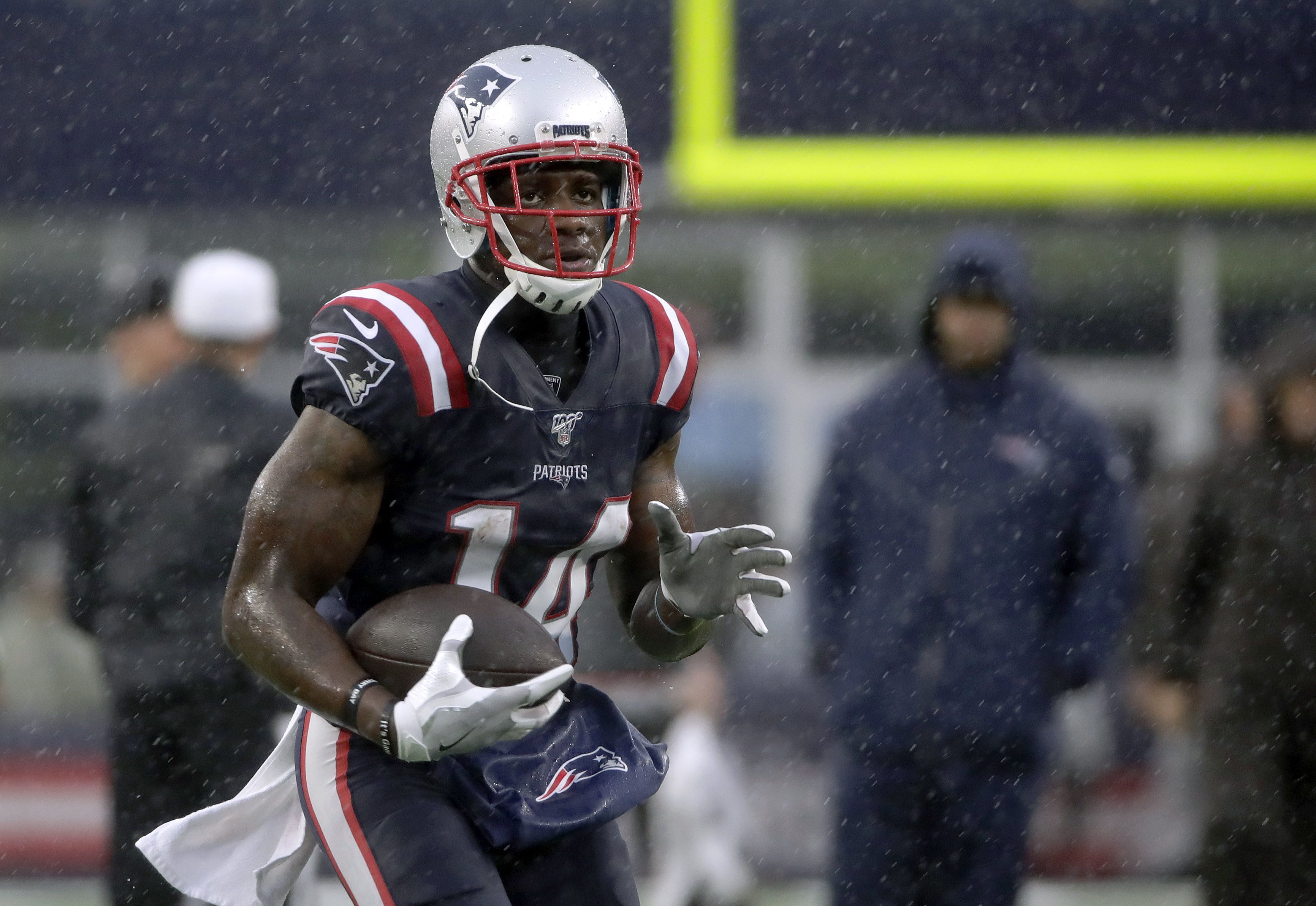 Mohamed Sanu says Tom Brady offered him No. 12 with Patriots: 'I