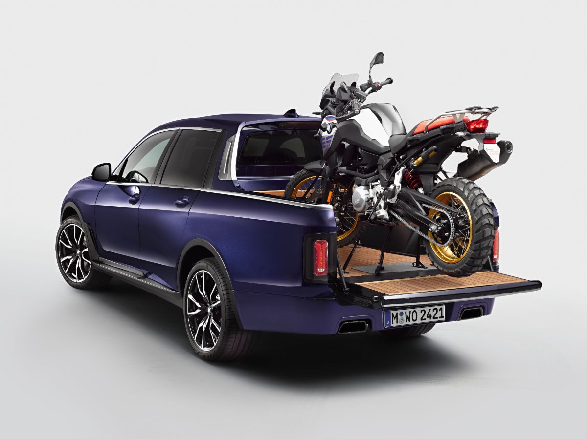 P90357089_highRes_the-bmw-x7-pickup-wi