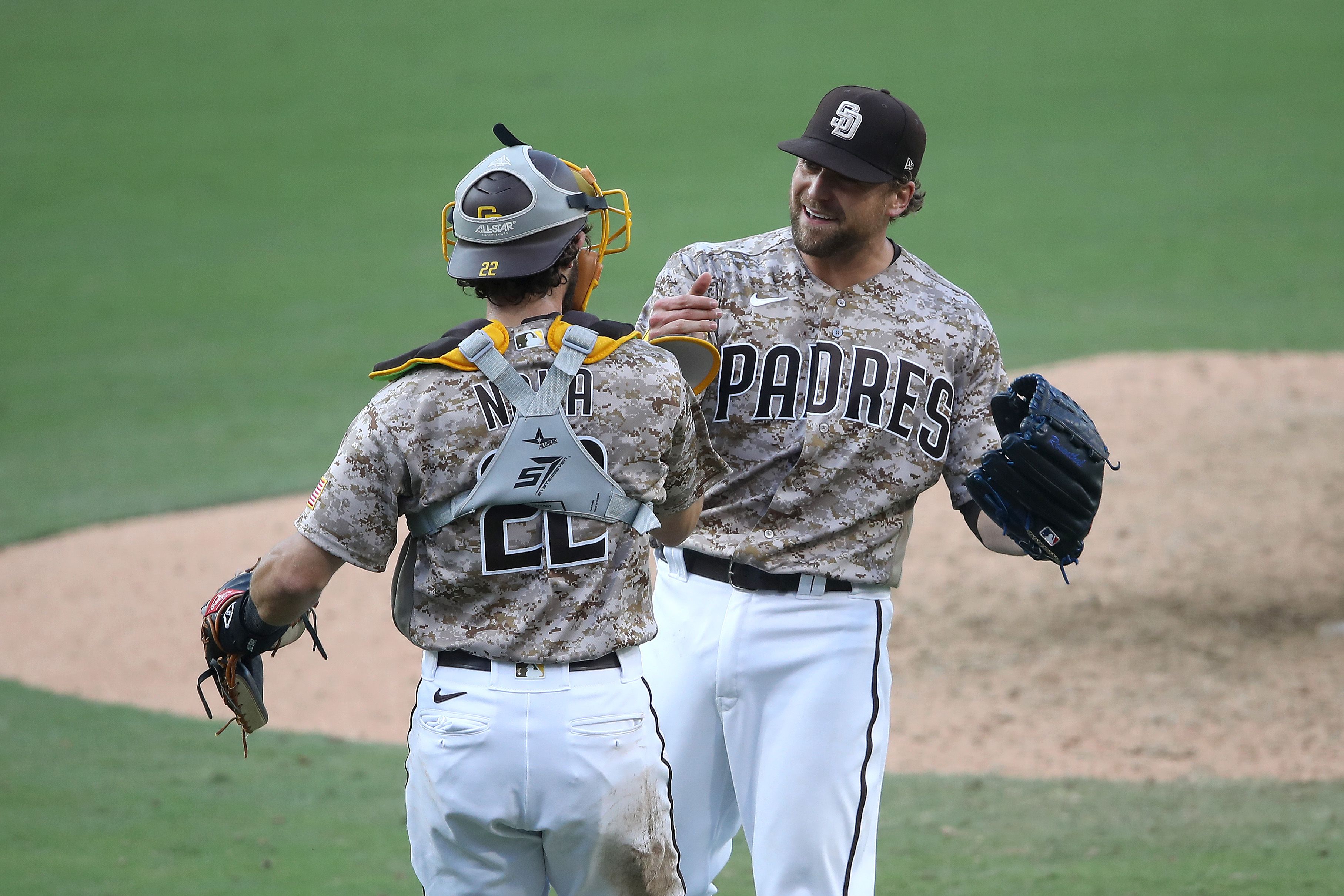 Padres take finale of NL West showdown