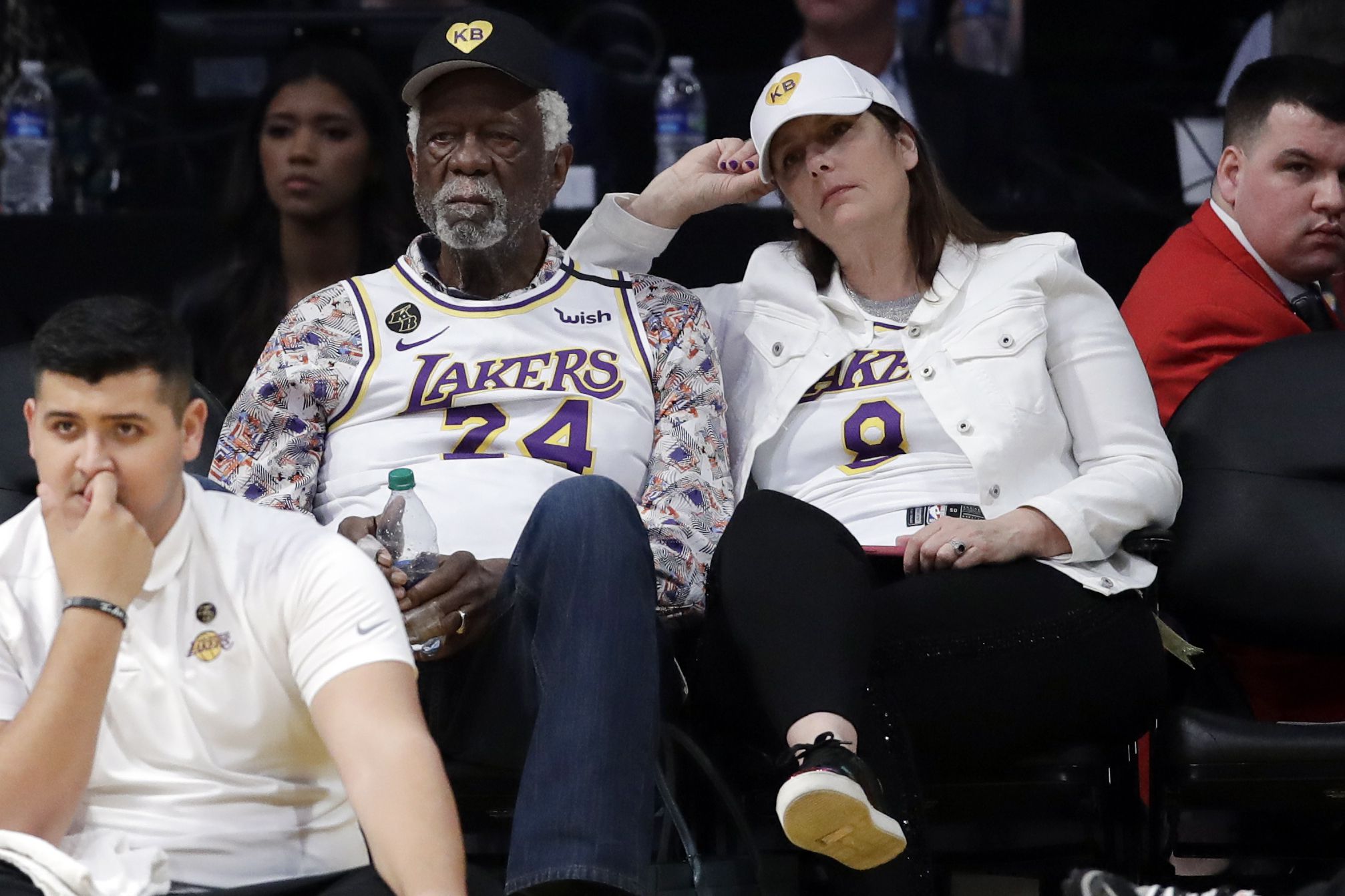 Bill Russell Rocking A Kobe Bryant Jersey At The Lakers vs Celtics