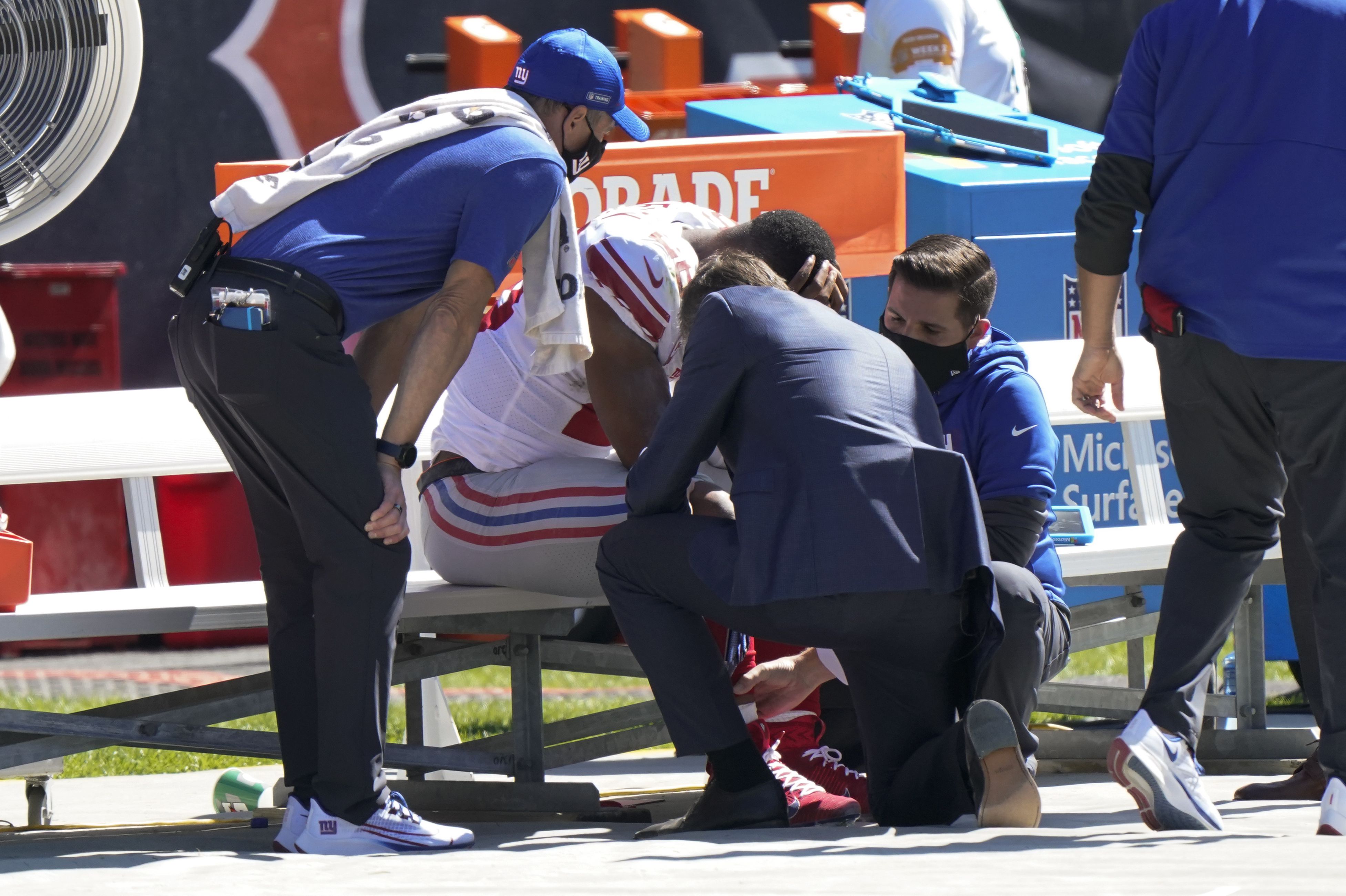 Saquon Barkley: NY Giants fear star RB has torn ACL in right knee