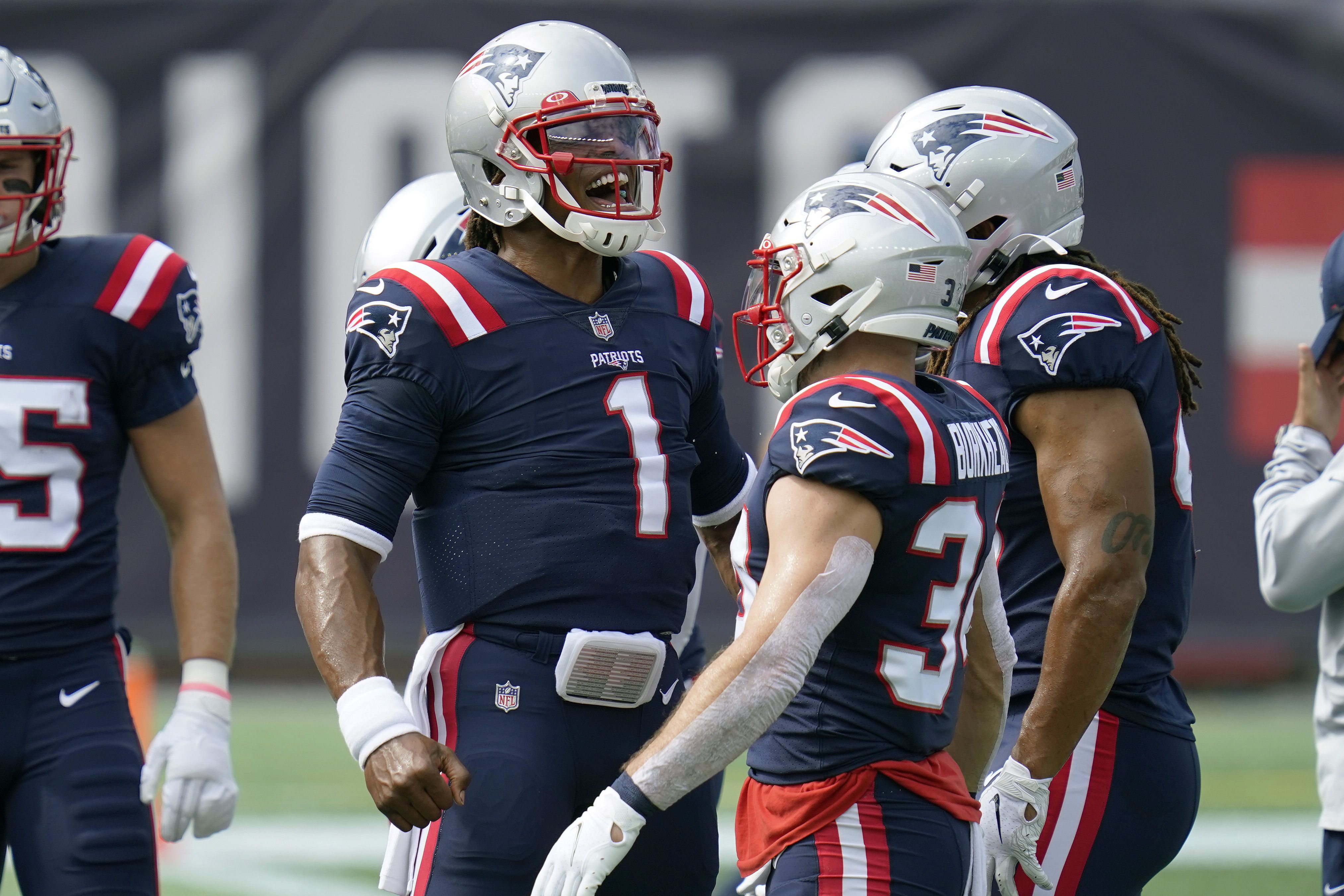 Patriots-Chiefs postponed after Cam Newton tests positive for coronavirus