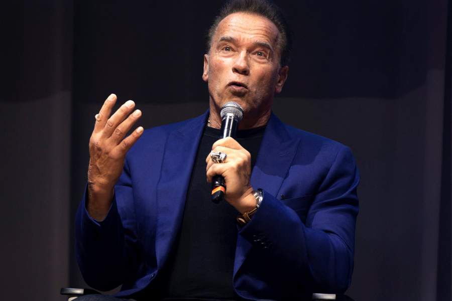 Schwarzenegger-900x600.jpg