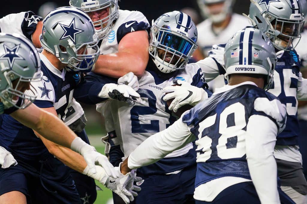 RJ Ochoa on X: Ezekiel Elliott shared the throwback helmet that the Dallas  Cowboys are going to be wearing on Thanksgiving Day (via @EzekielElliott)   / X