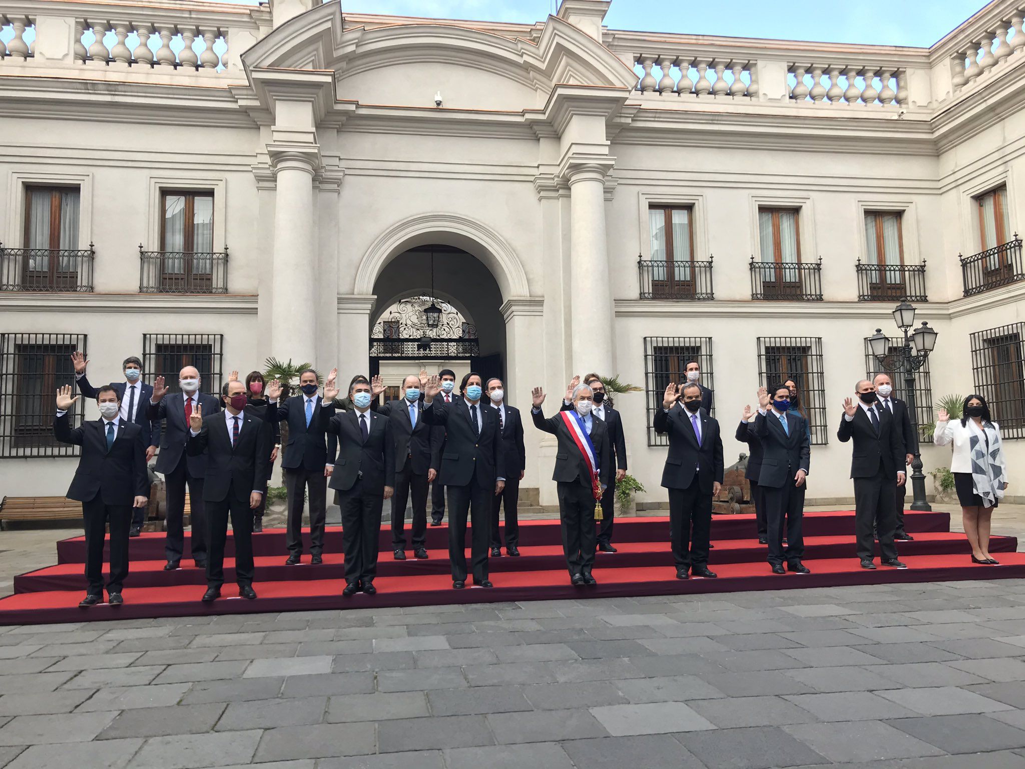 Foto oficial de los ministros y el presidente Piñera. Foto: Prensa Presidencia.