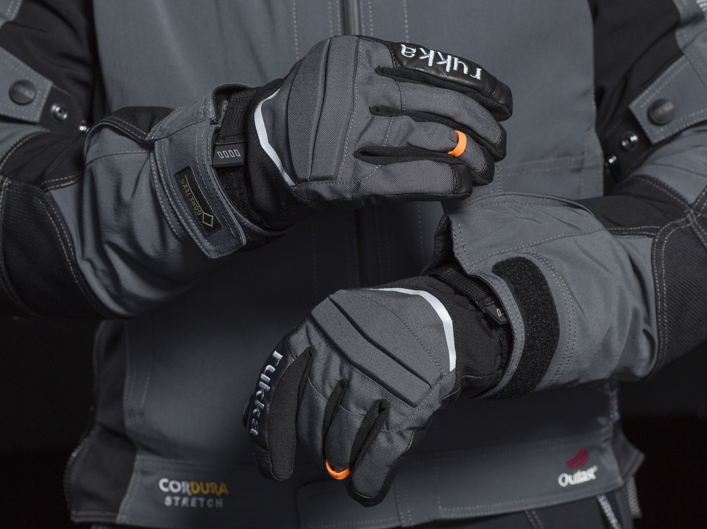 Keep Hands Warm With Harros Gloves from | Motorcyclist