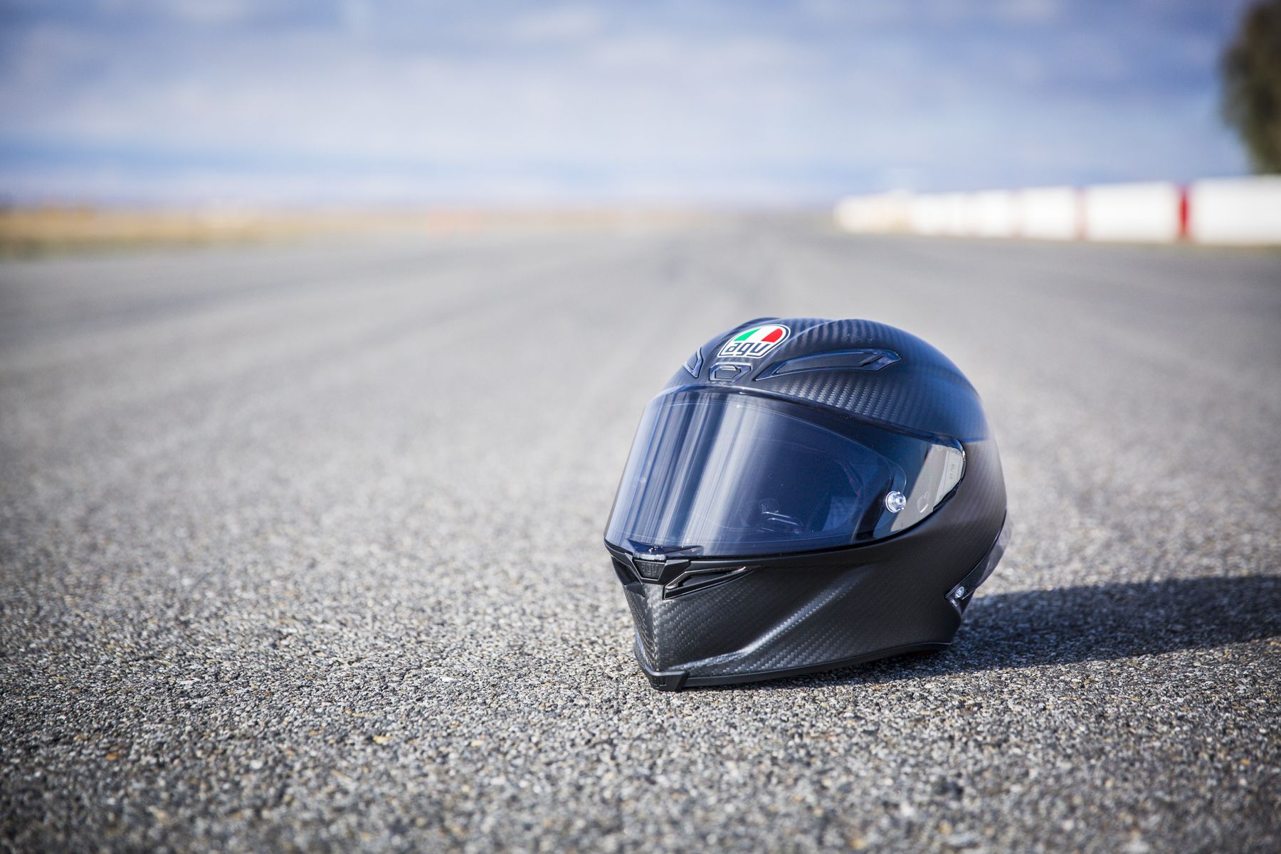 Pista gp r sales agv