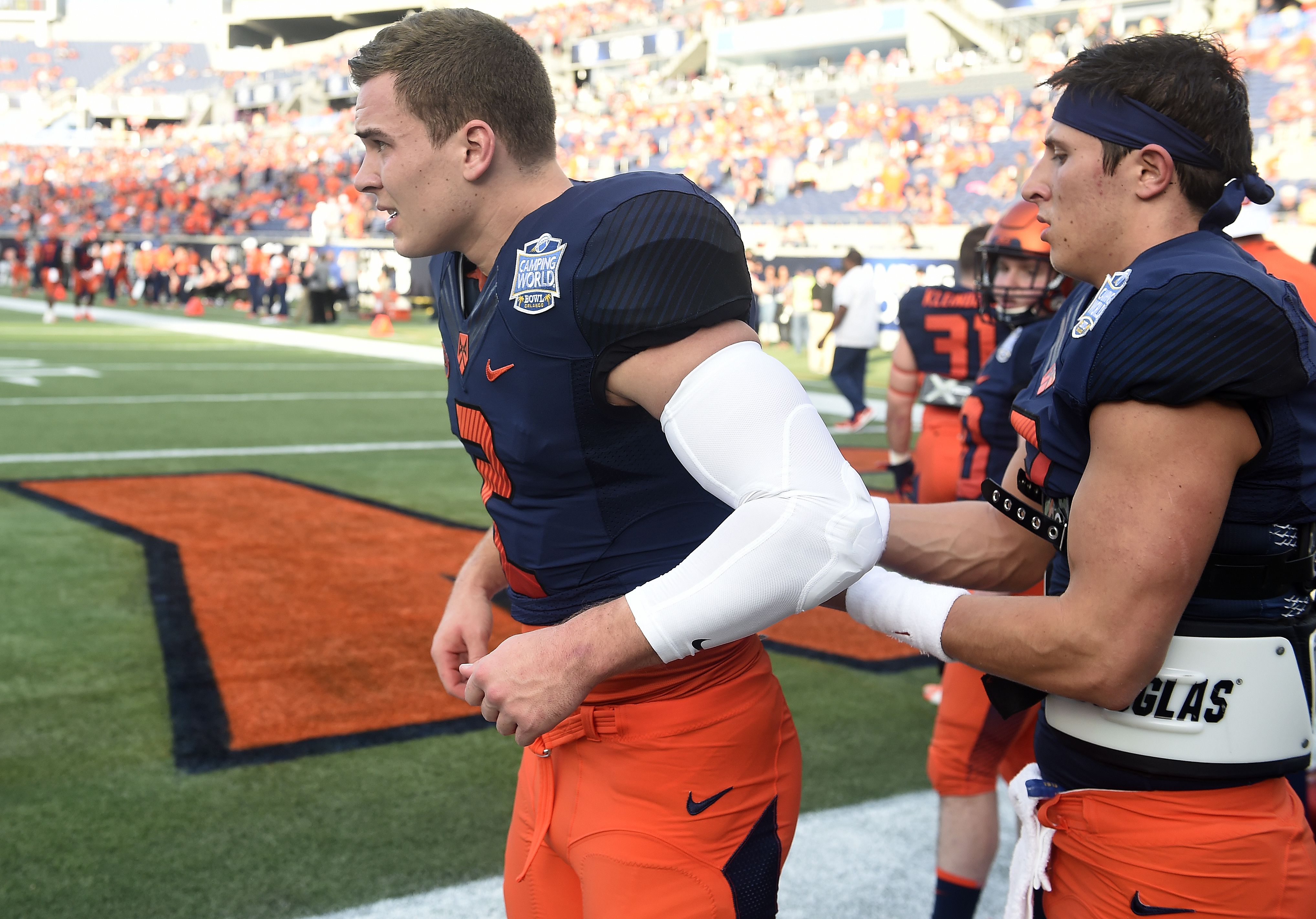 After Syracuse Loss, Zaire Franklin Wears Clemson Shirt In Colts