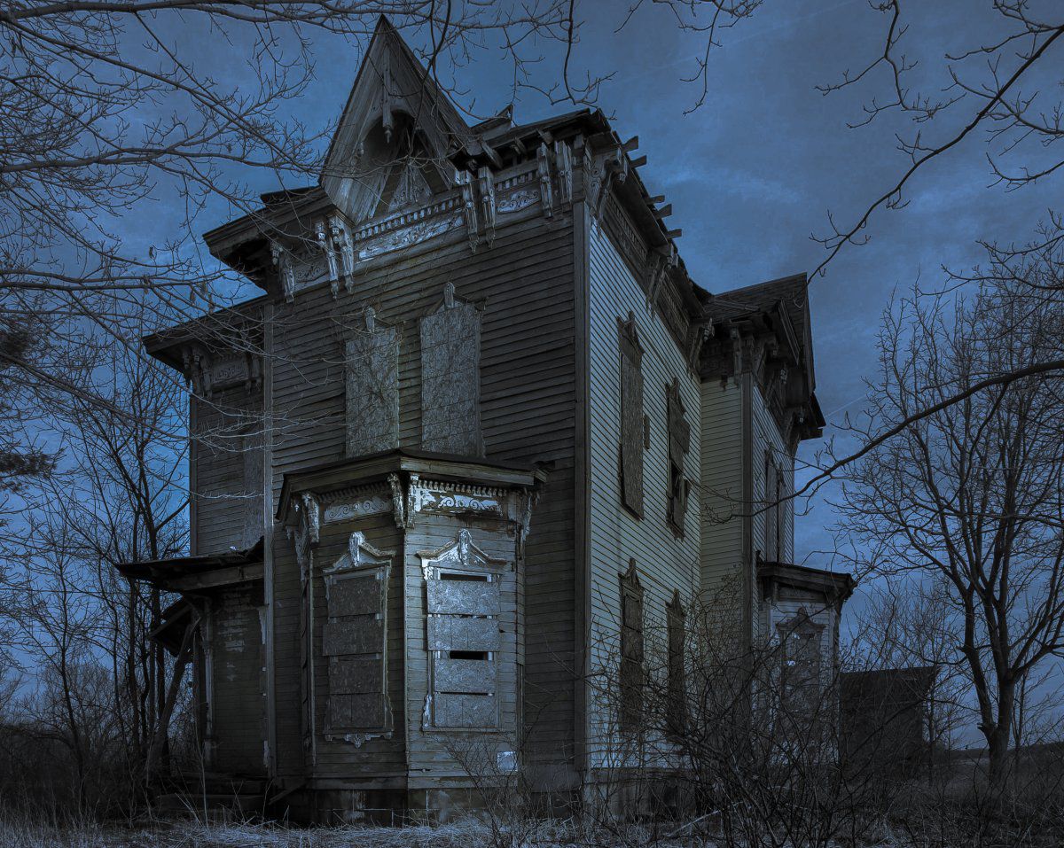 abandoned haunted house