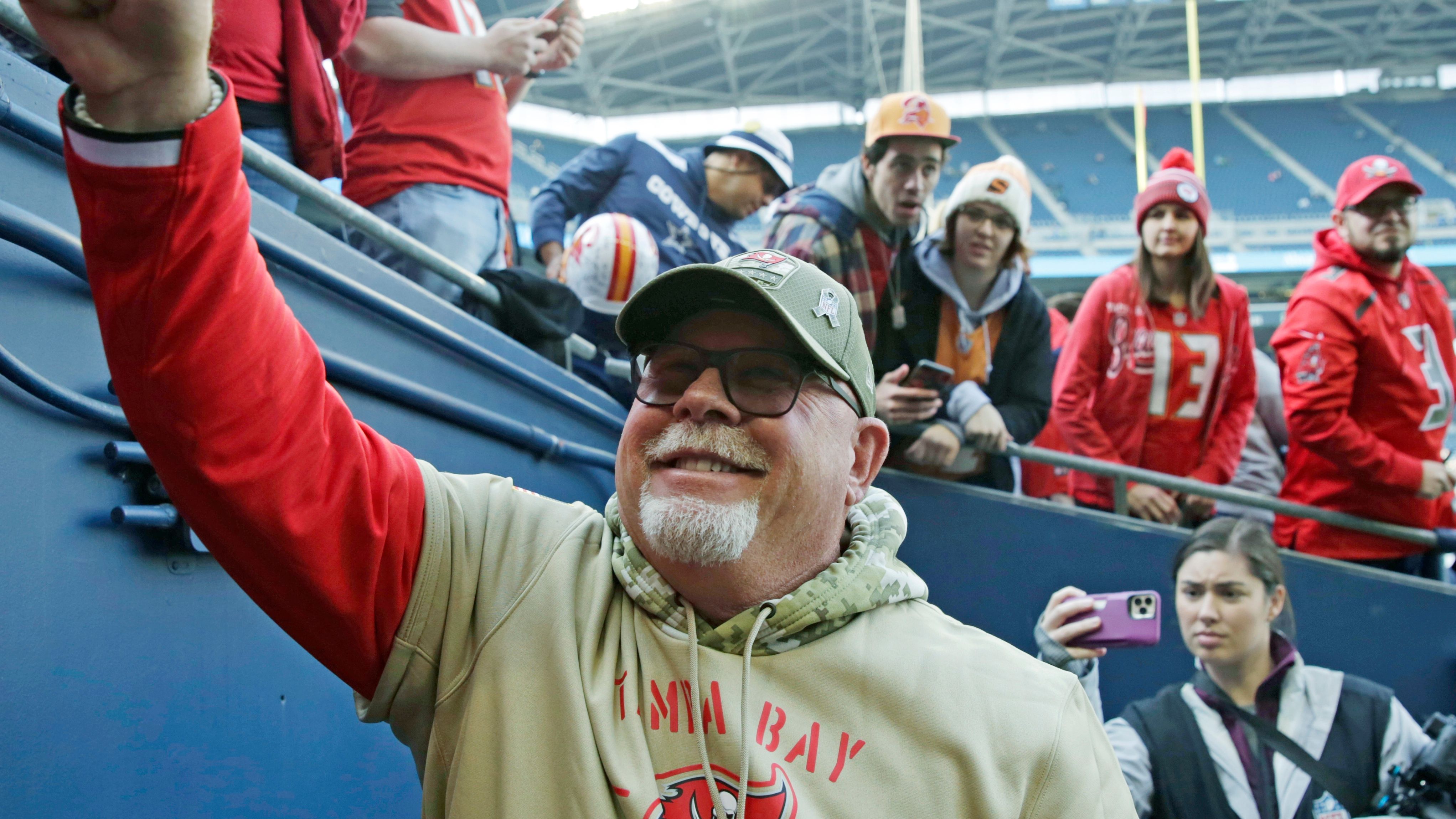 Bruce Arians, Tampa Bay Buccaneers coach, bucks NFL coaching trend