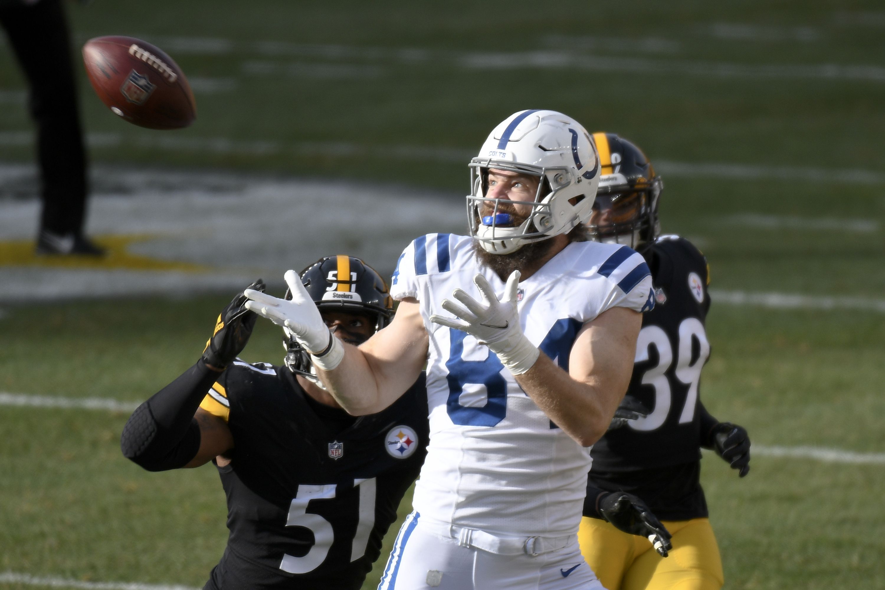 Steelers rally past Colts to lock up AFC North championship