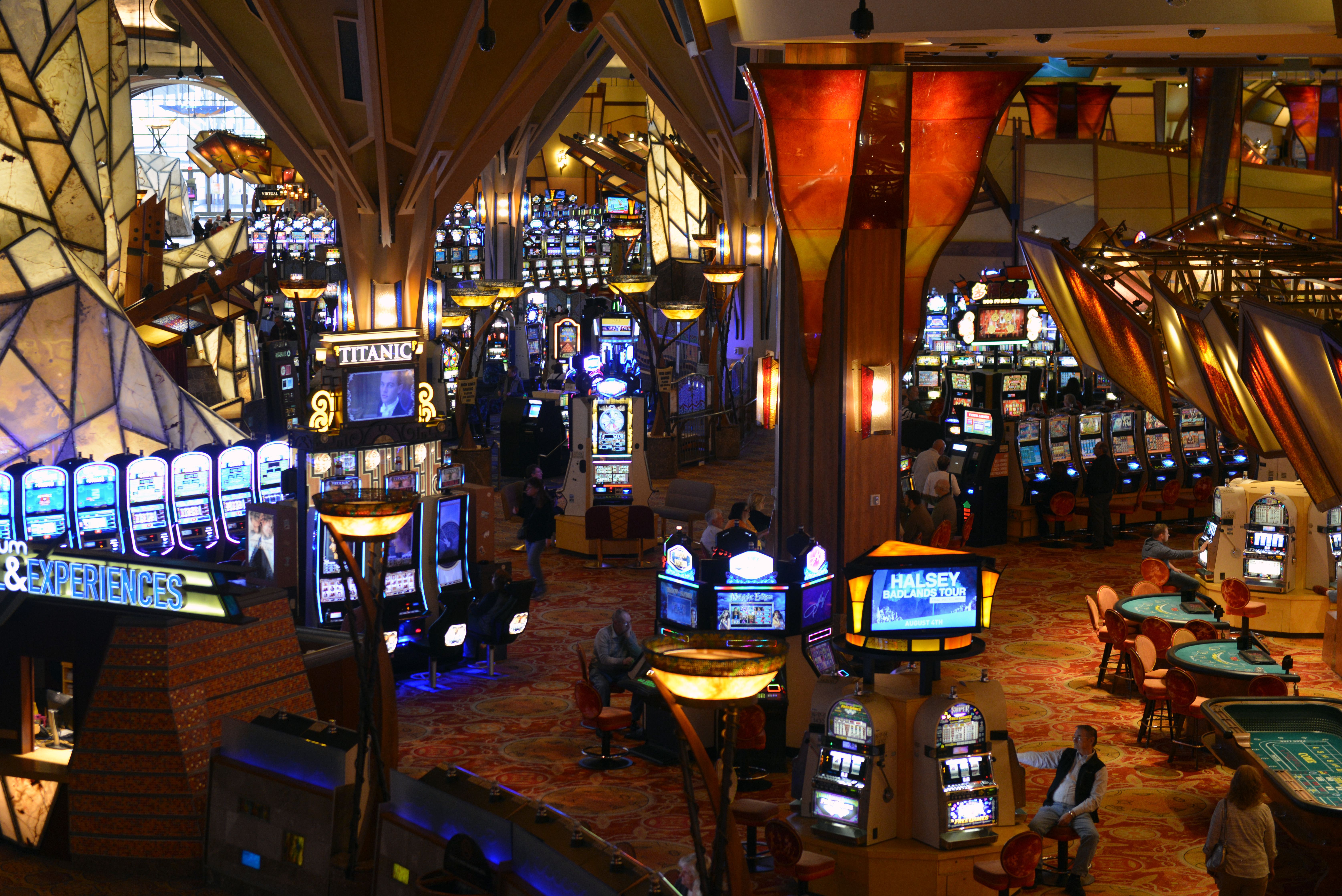 mohegan sun high limit slots