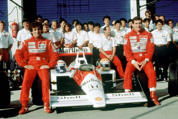 Newly-signed-Ayrton-Senna-and-Alain-Prost-with-Team-Honda-McLaren-in-Spain-1988-600x402.jpg