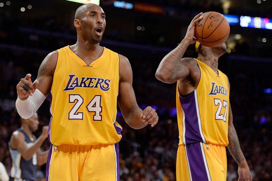 Los Lakers sufrieron la primera derrota con la camiseta de Kobe Bryant