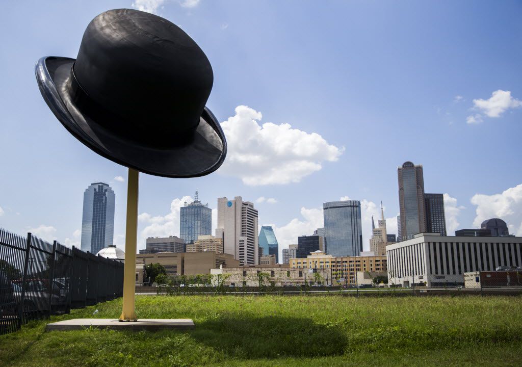 Bowler Hat Sculpture – Dallas, Texas - Atlas Obscura