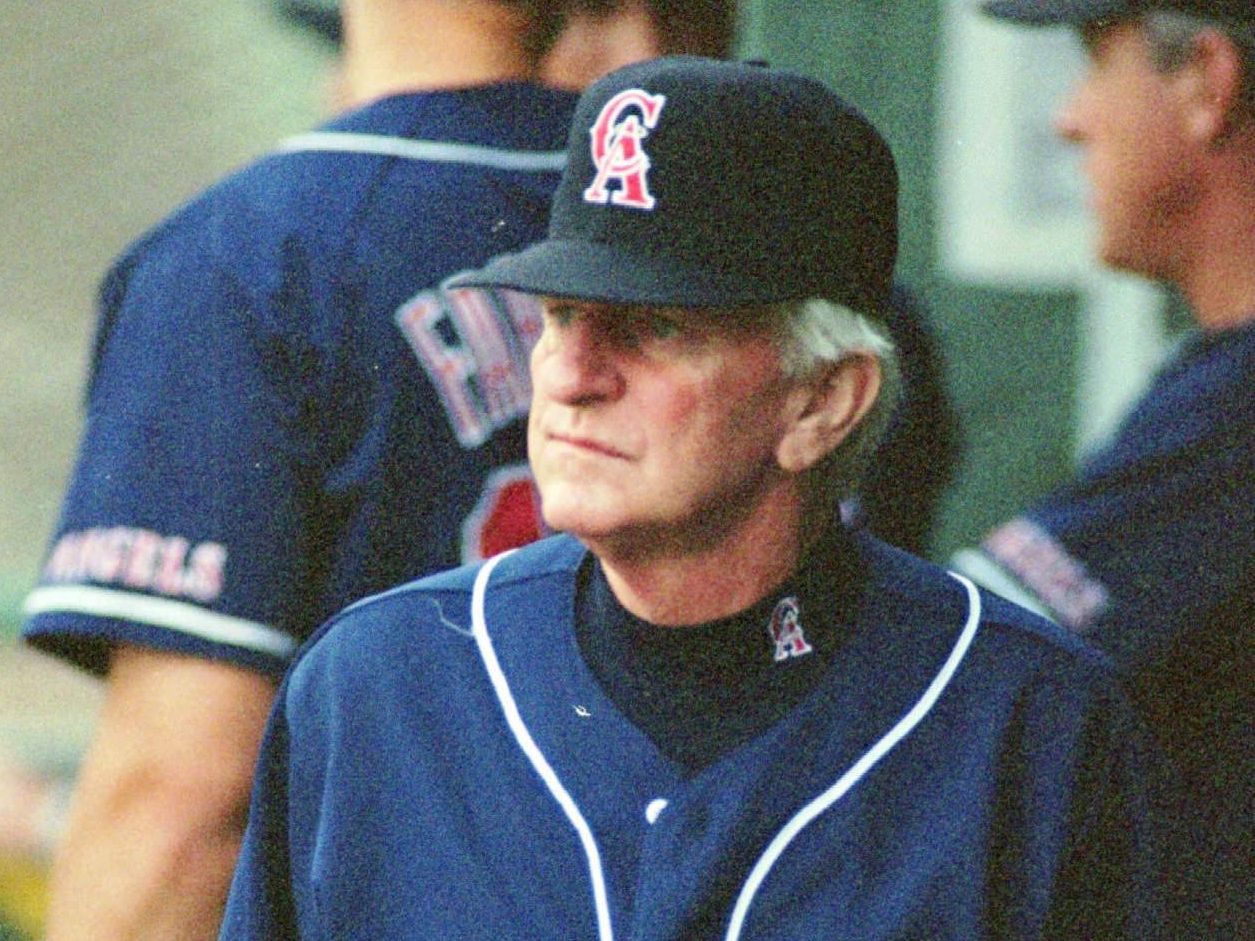 Former Red Sox Manager John McNamara Recalls Final Out That Wasn't