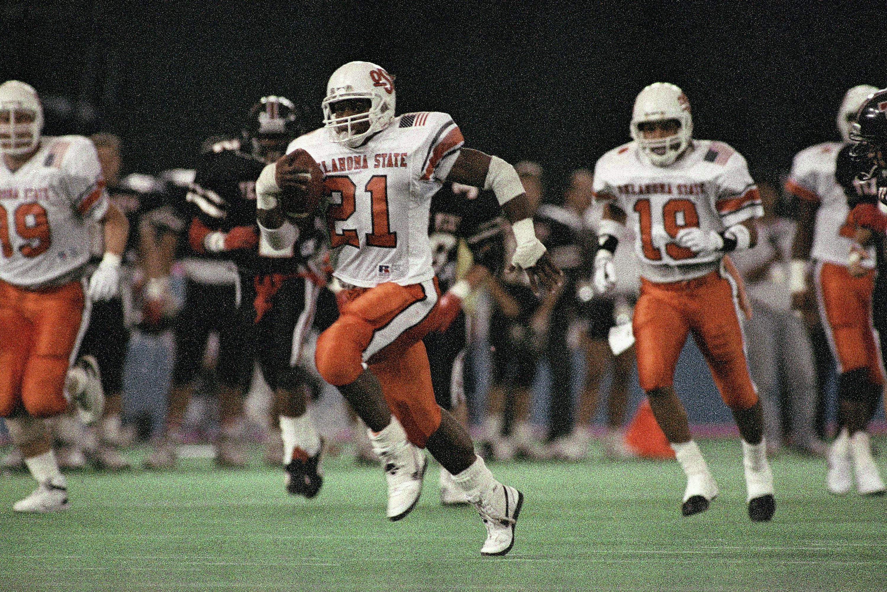 Oklahoma State's Barry Sanders No. 9 on ESPN's list of greatest college  football players - Cowboys Ride For Free