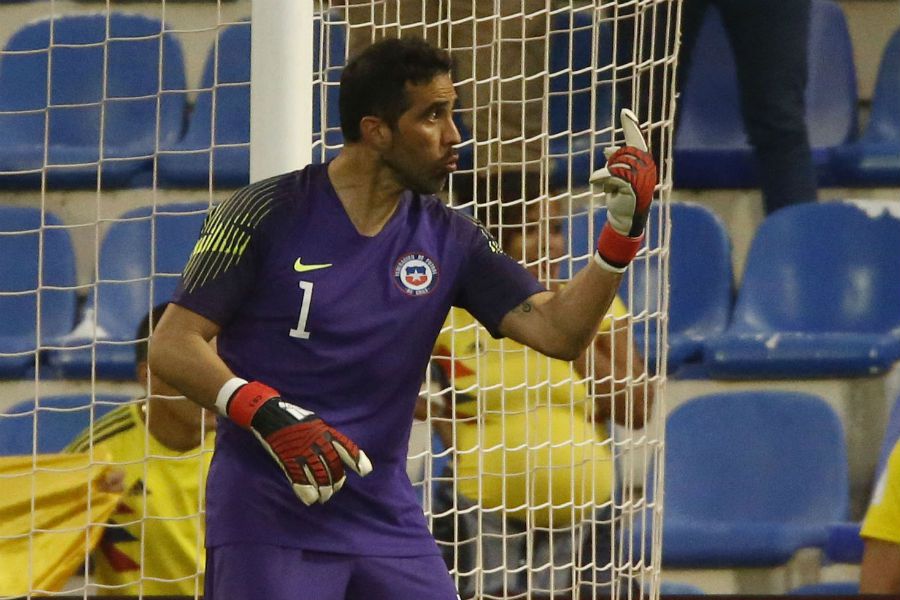 Claudio Bravo | Chile 0-0 Colombia | Alicante, 2019