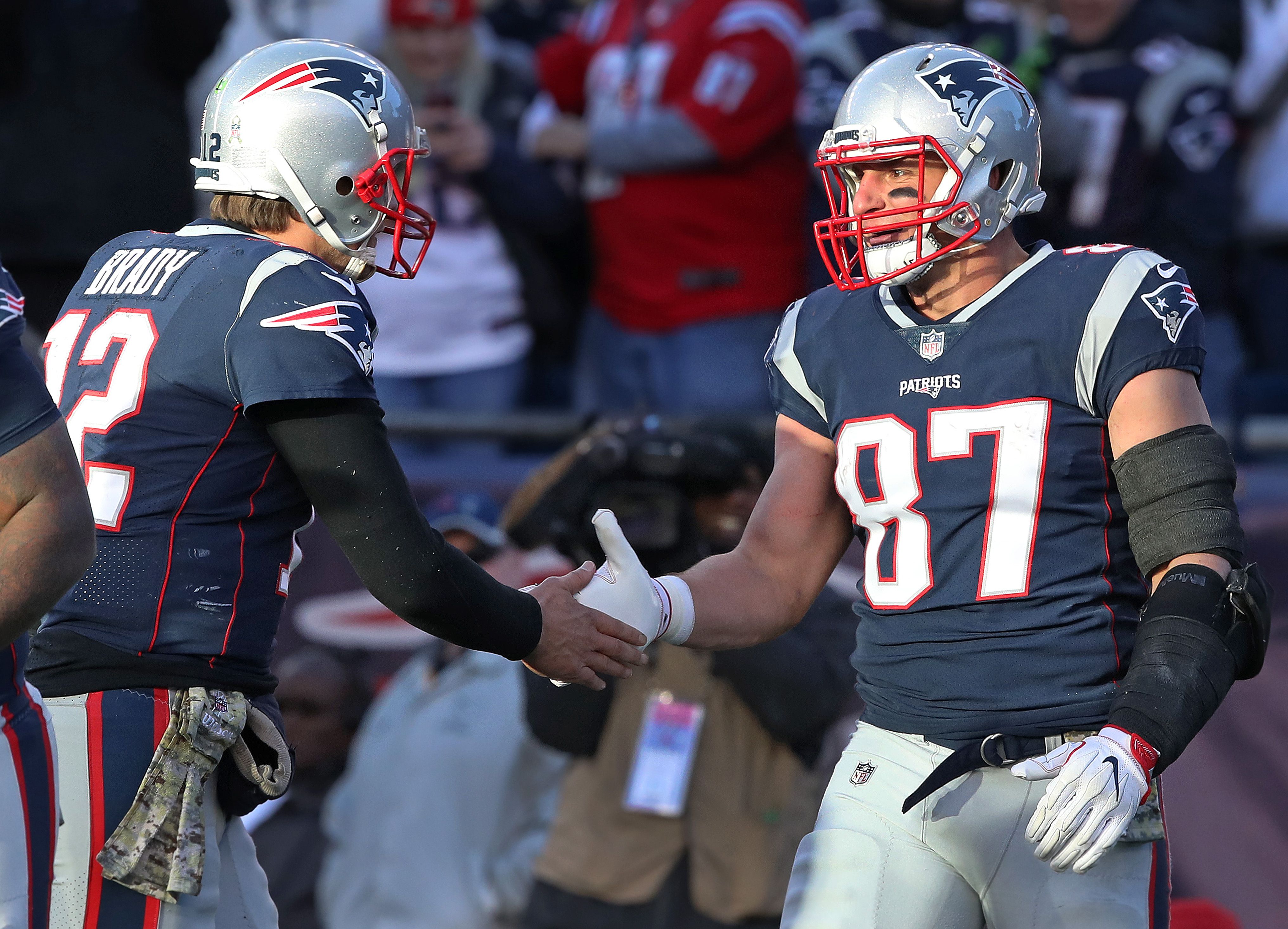 Former U of A, Patriots TE Rob Gronkowski joins Fox Sports