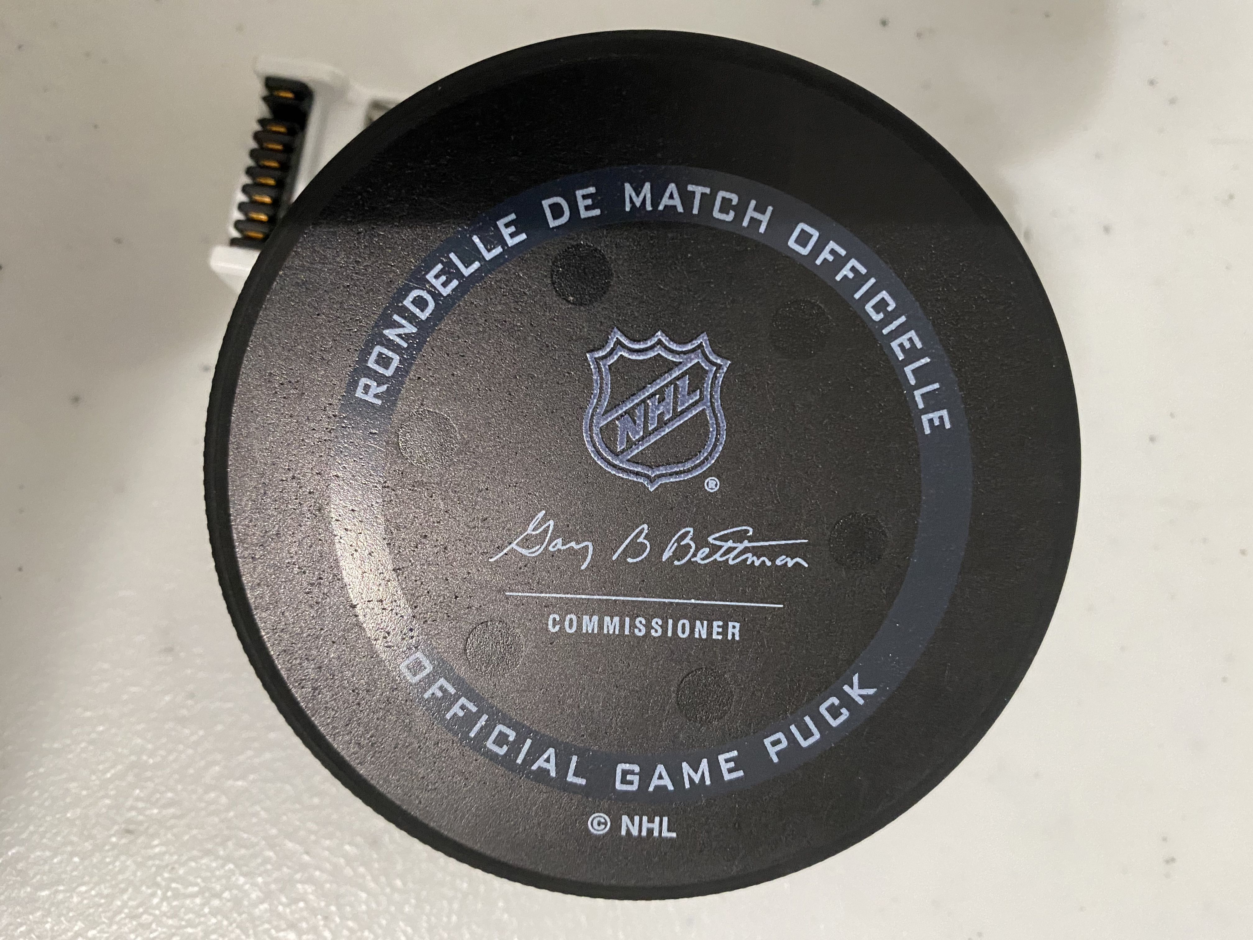 The NHL's Infamous Glow Puck Returns With a New Ambition - WSJ