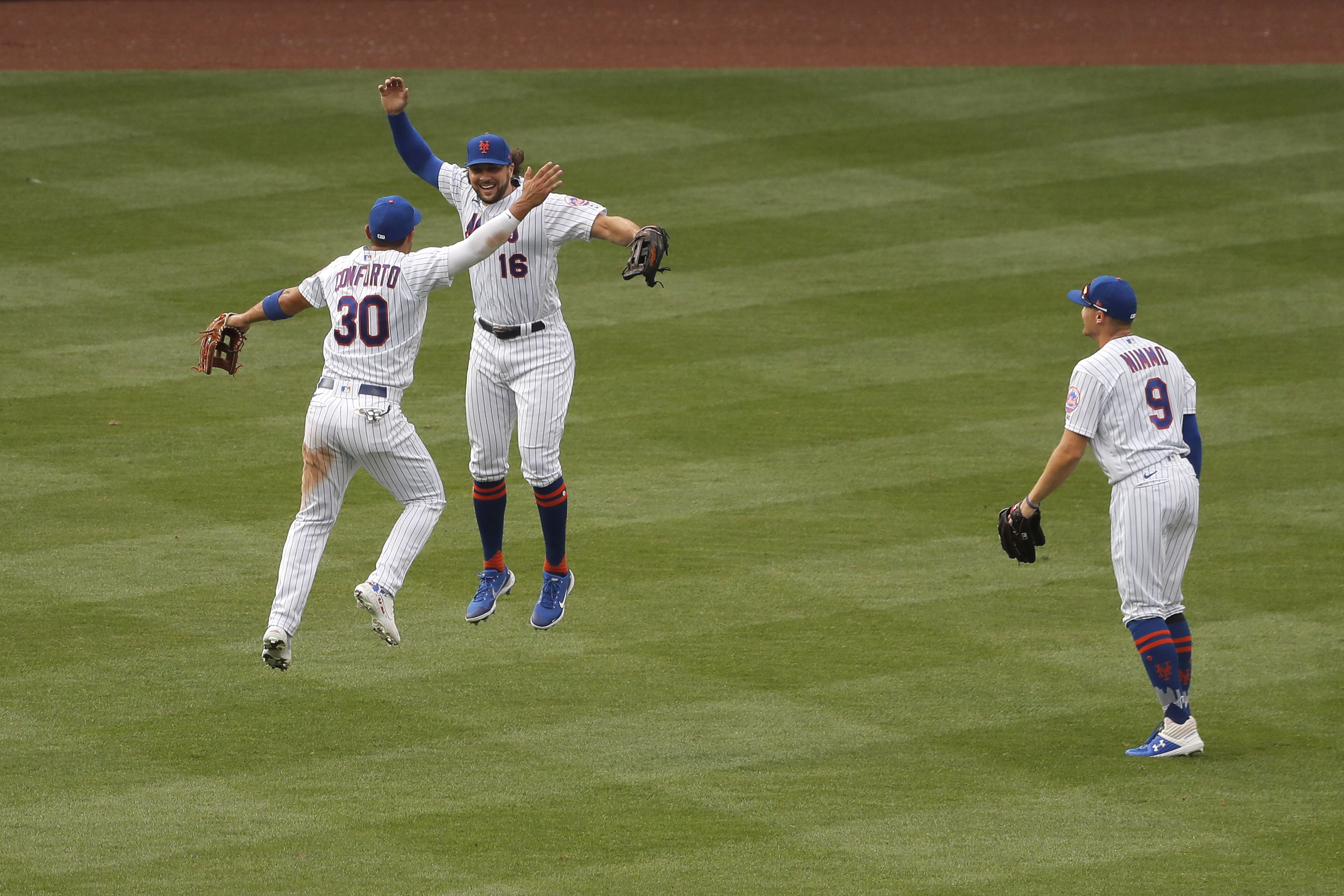 Mets OF Yoenis Cespedes Fractures Ankle on Ranch - Stadium