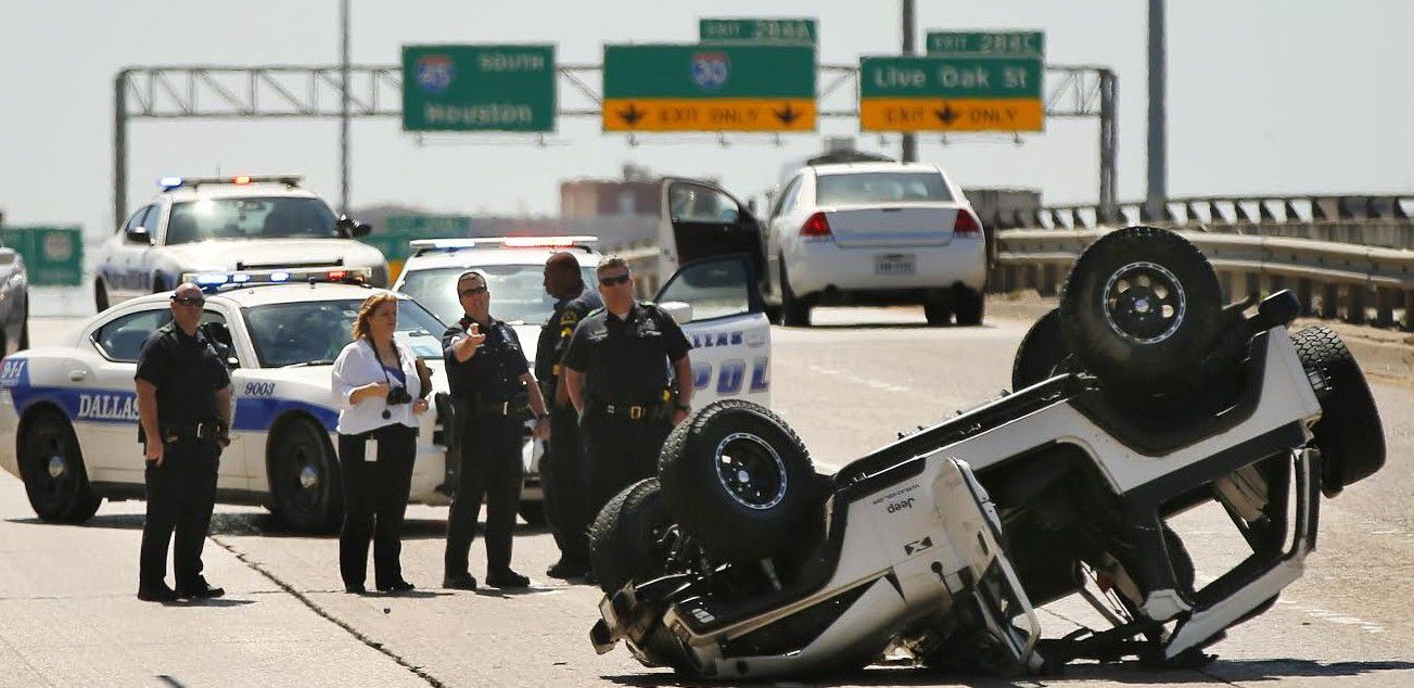Officials ID Jeep driver killed in roll-over crash on . 75 near downtown  Dallas